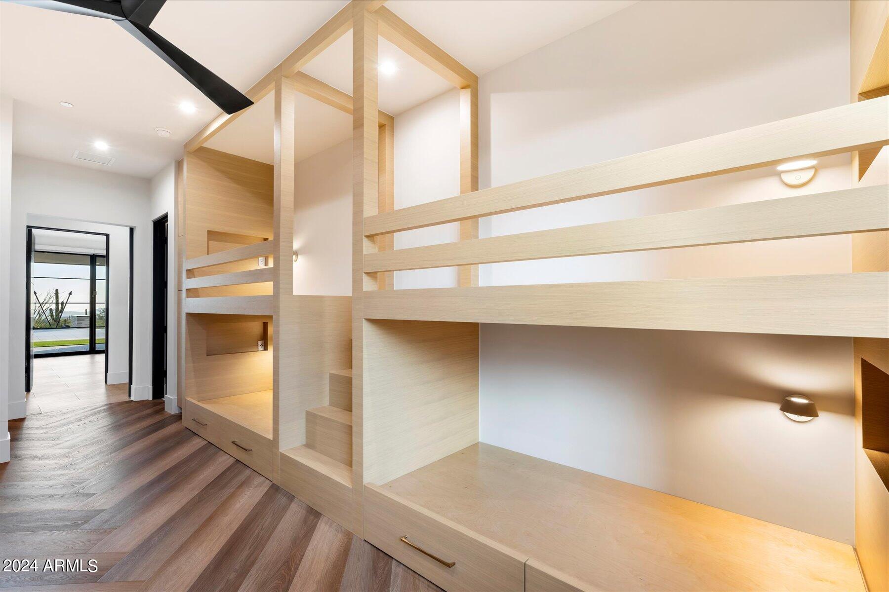 CASAS DE PASAS - Residential