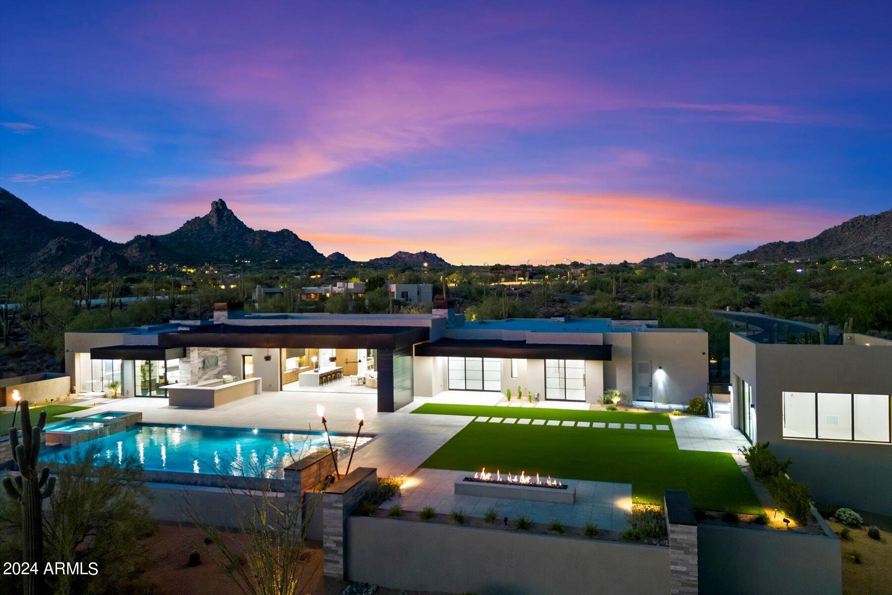 CASAS DE PASAS - Residential