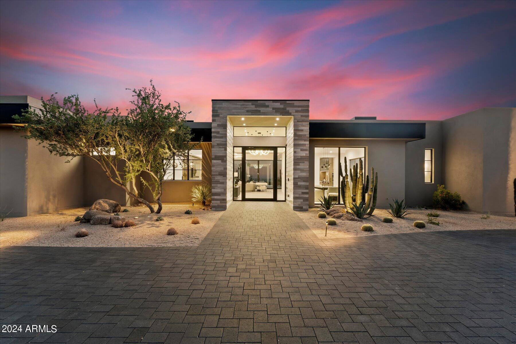 CASAS DE PASAS - Residential
