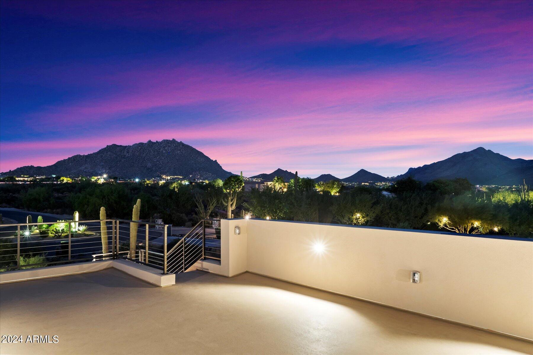 CASAS DE PASAS - Residential