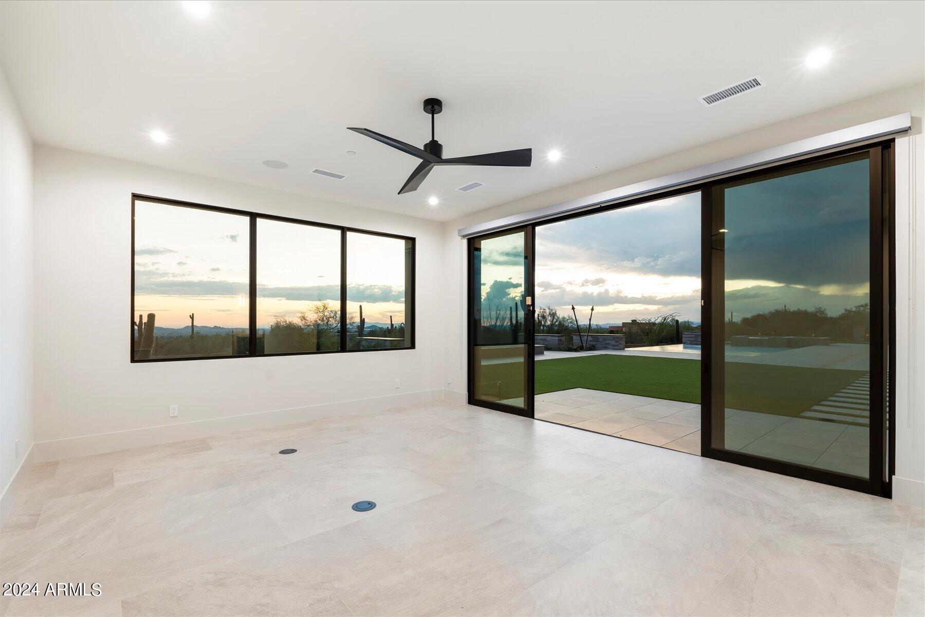 CASAS DE PASAS - Residential