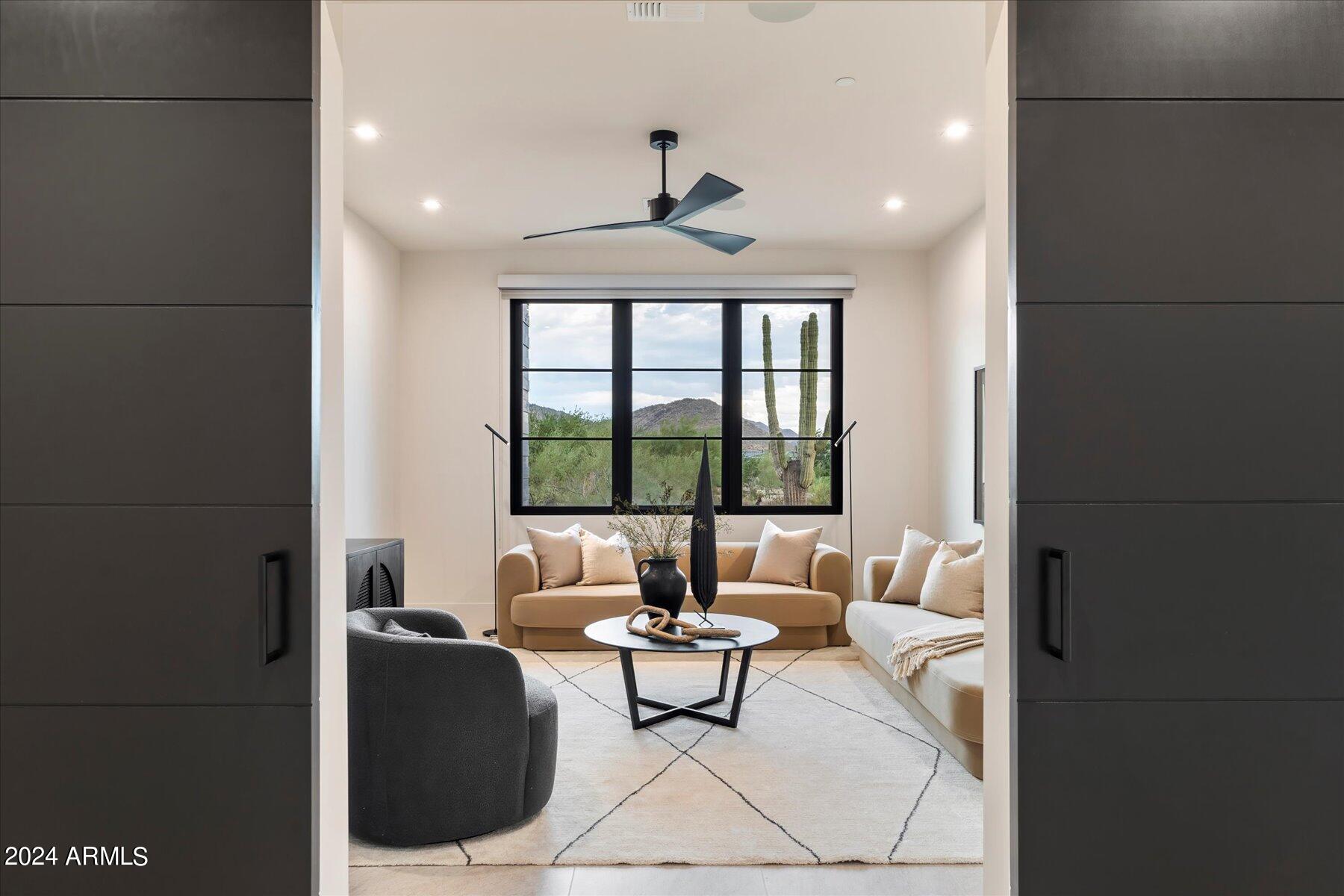 CASAS DE PASAS - Residential