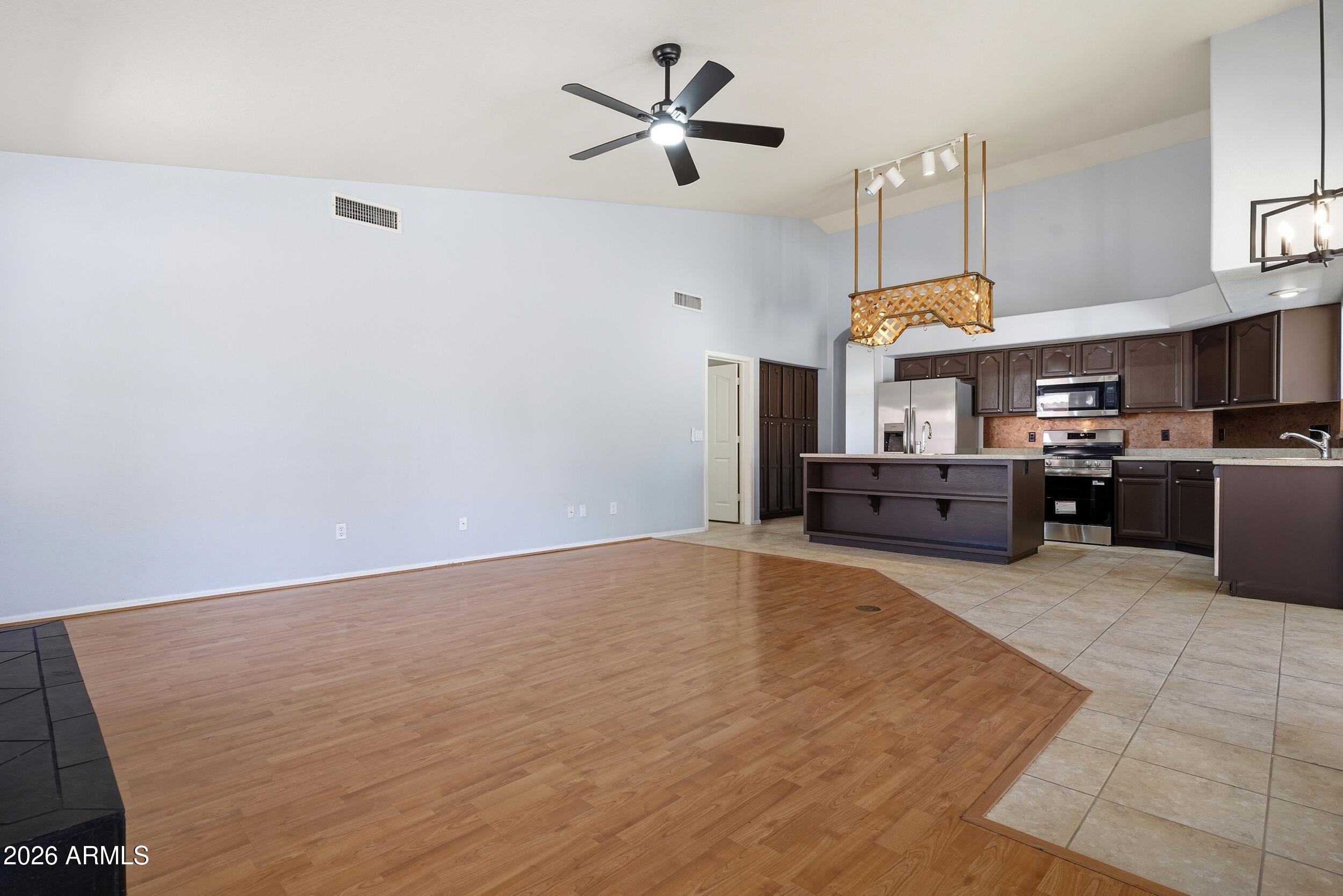 CONTINENTAL AT ARROWHEAD RANCH - Residential
