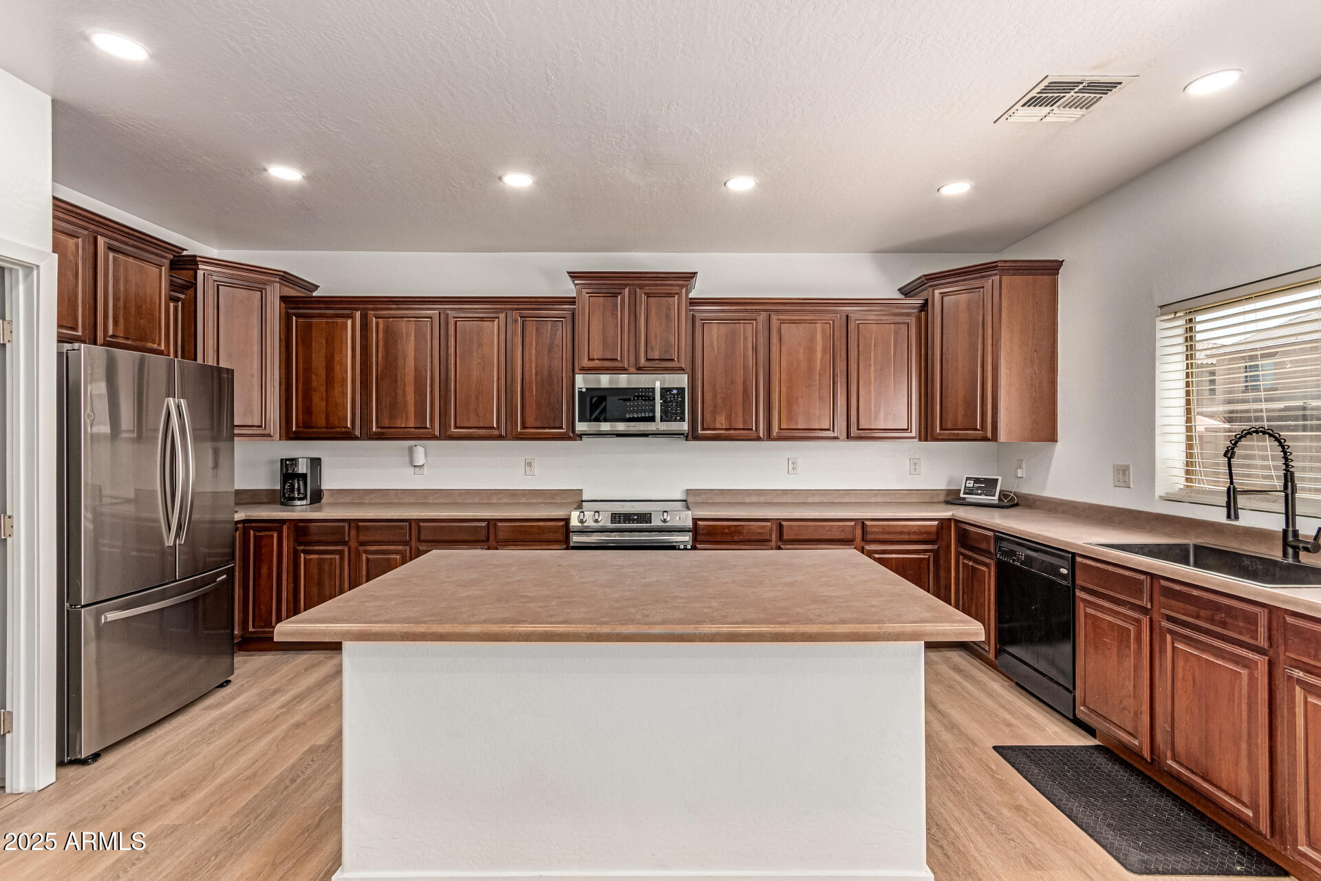 SENITA UNIT 1 - Residential