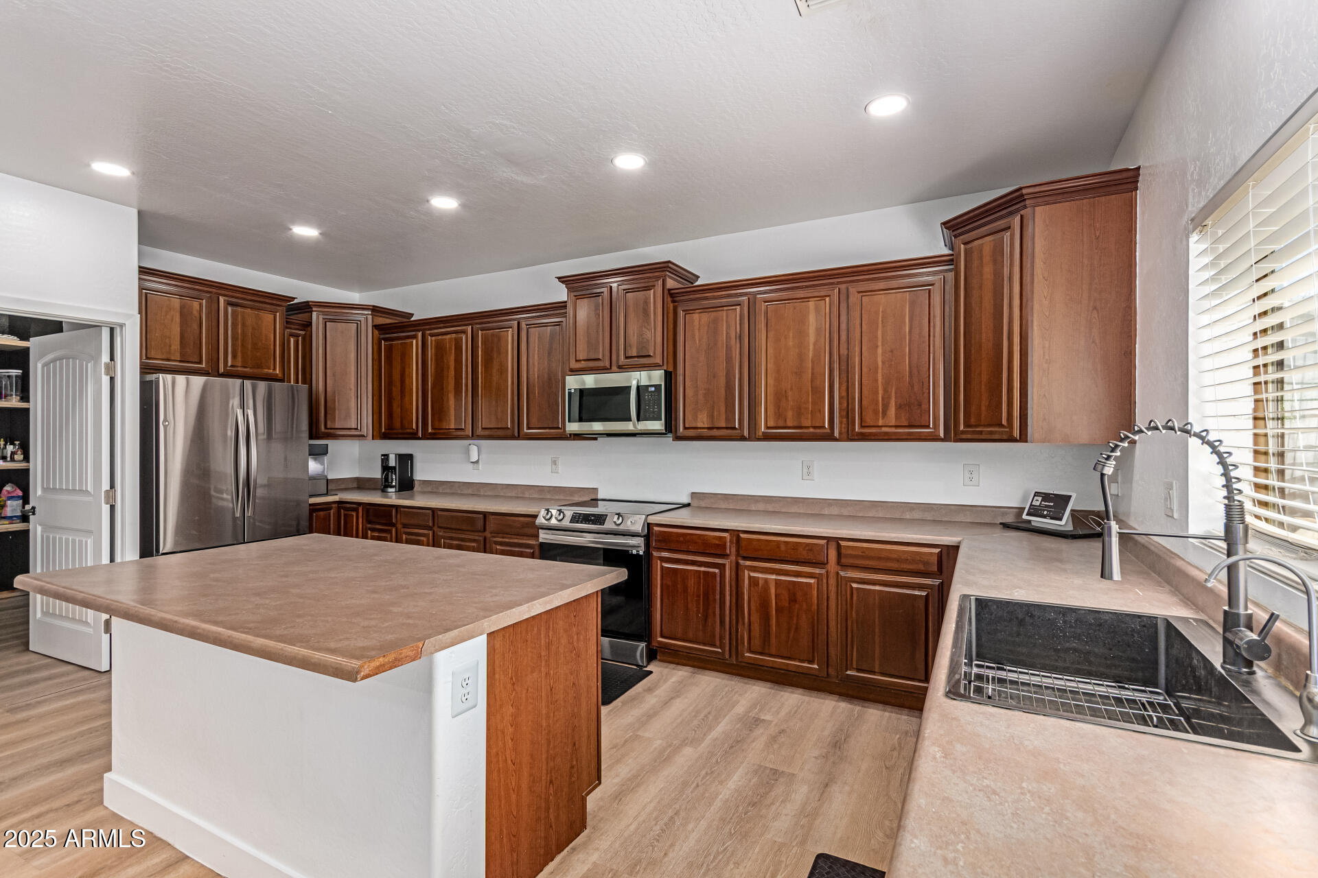 SENITA UNIT 1 - Residential
