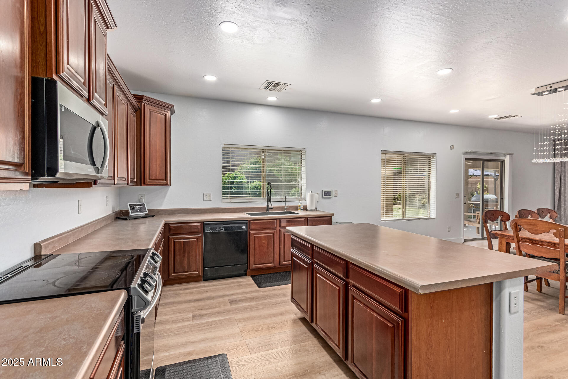 SENITA UNIT 1 - Residential