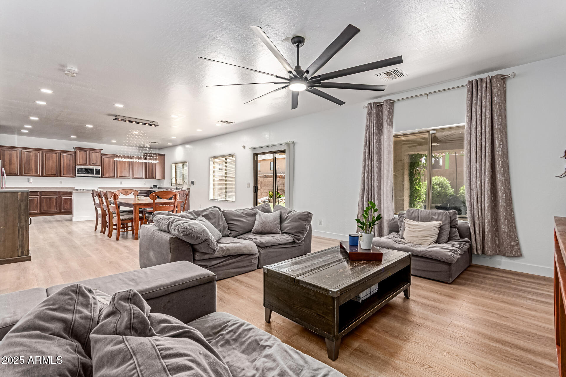 SENITA UNIT 1 - Residential