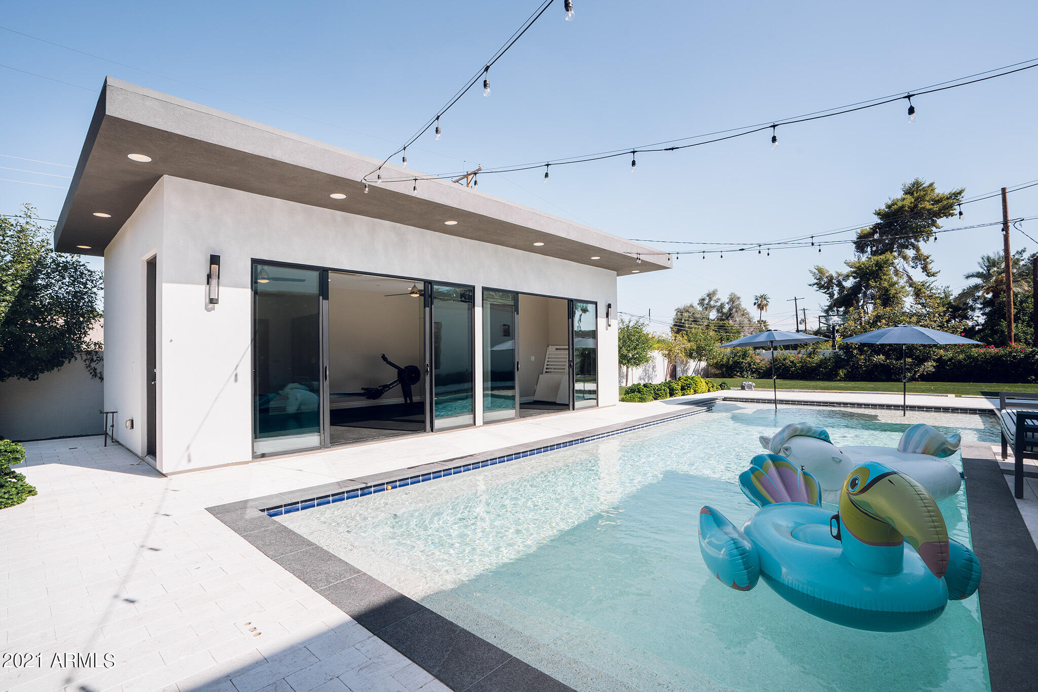 CORONADO VILLA - Residential