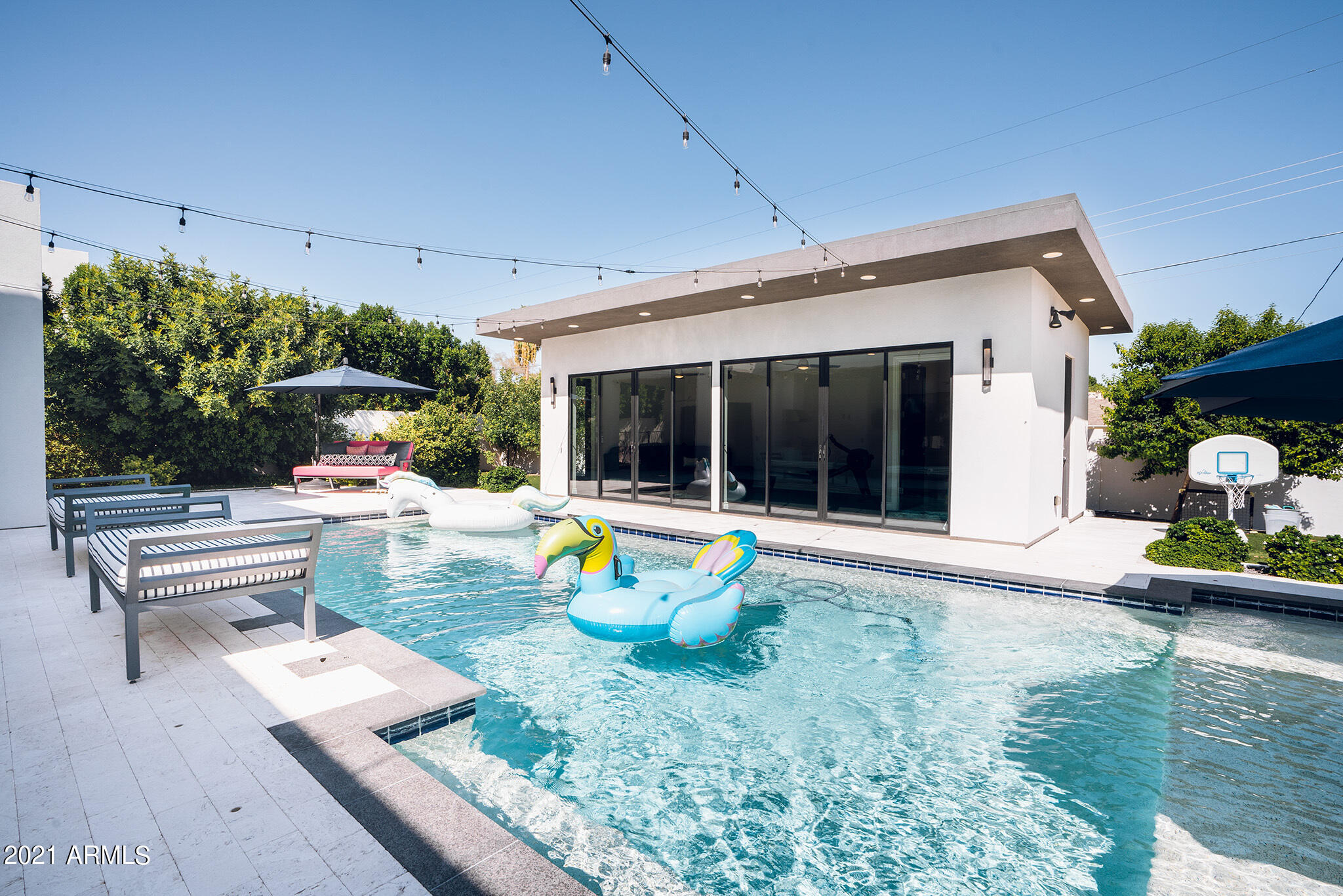 CORONADO VILLA - Residential