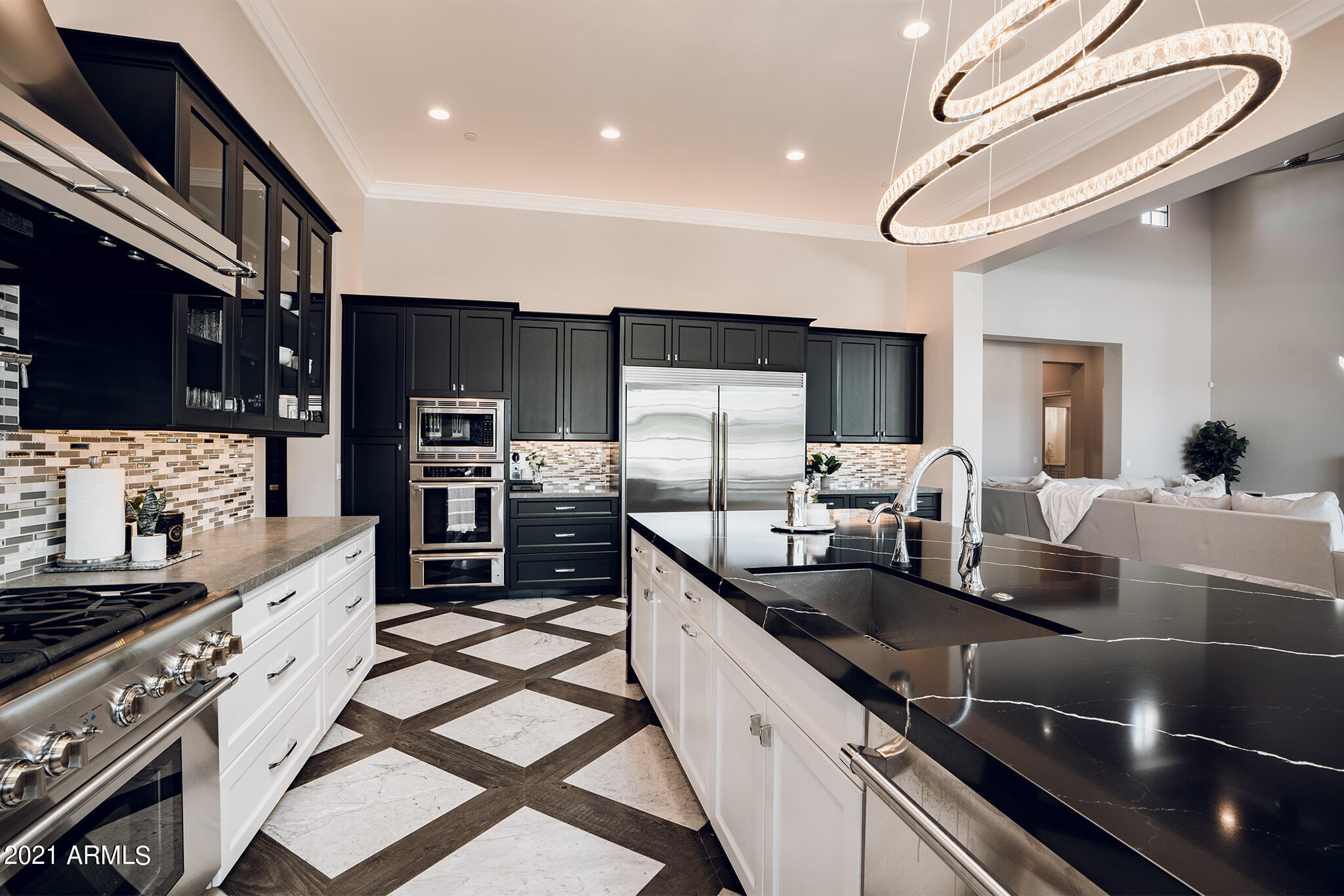 CORONADO VILLA - Residential