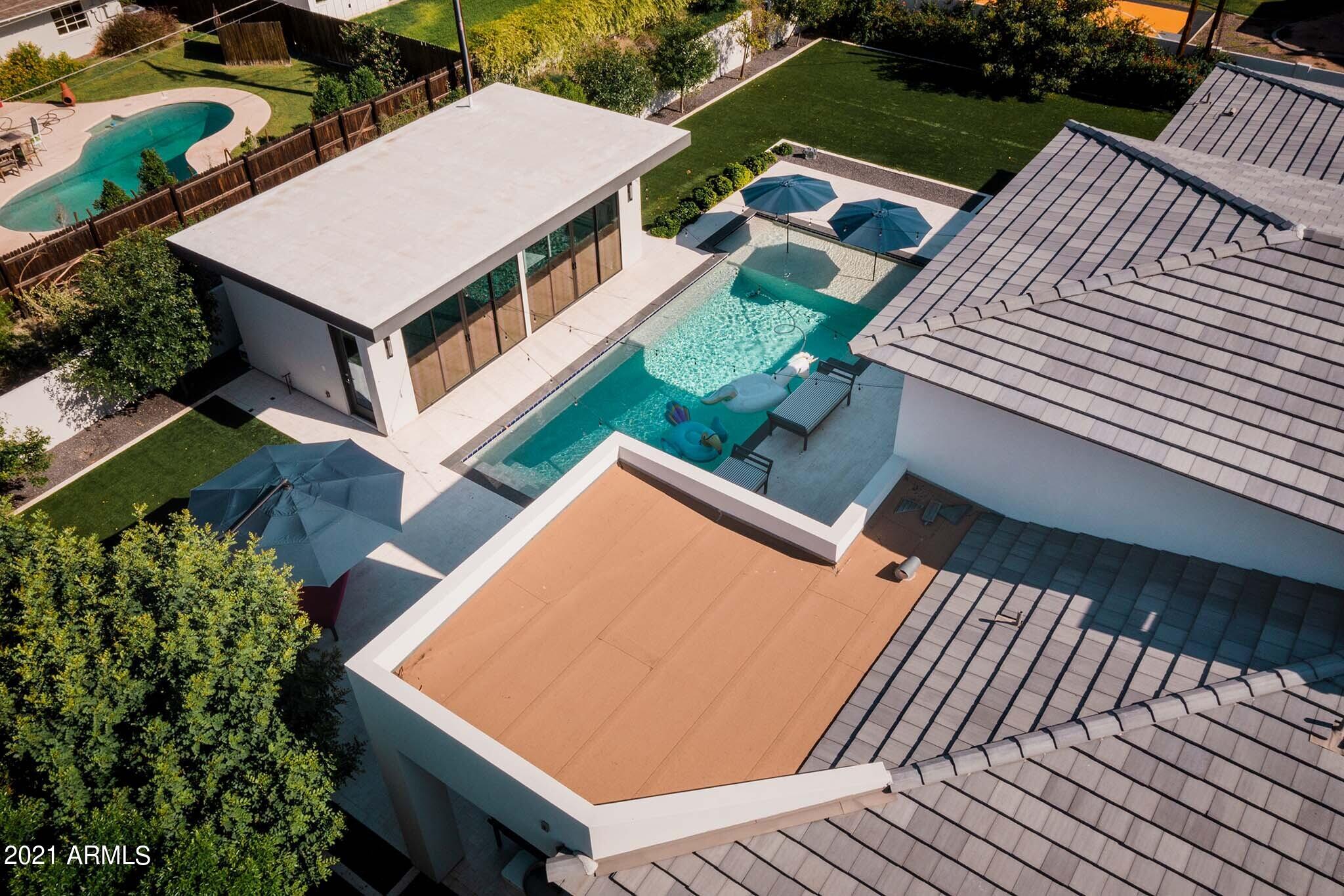 CORONADO VILLA - Residential