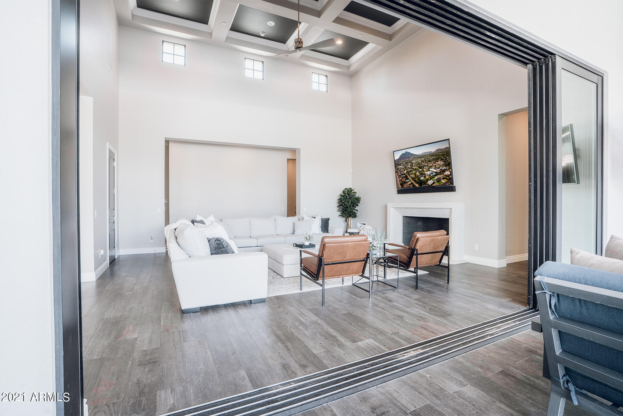 CORONADO VILLA - Residential