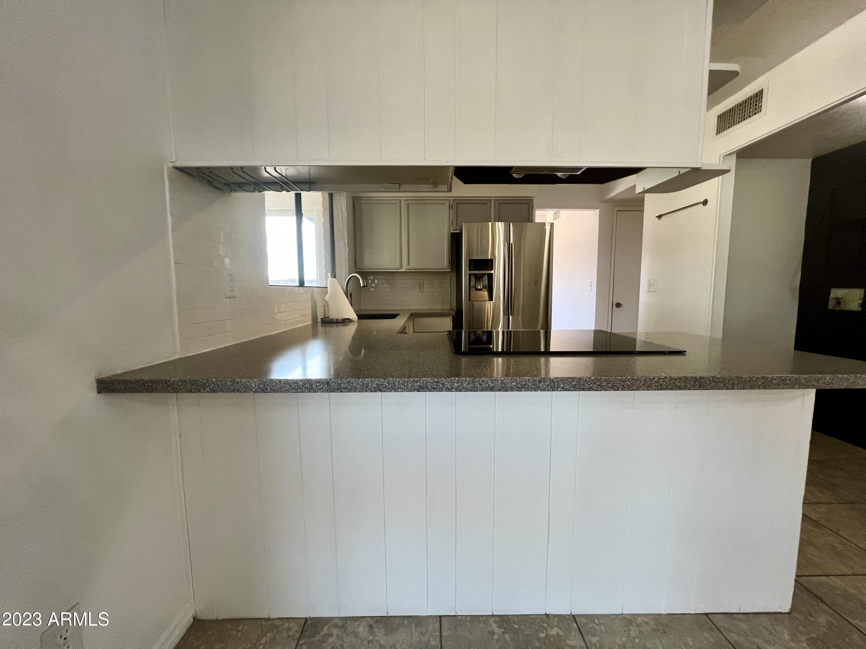 MONTEBELLO - Residential
