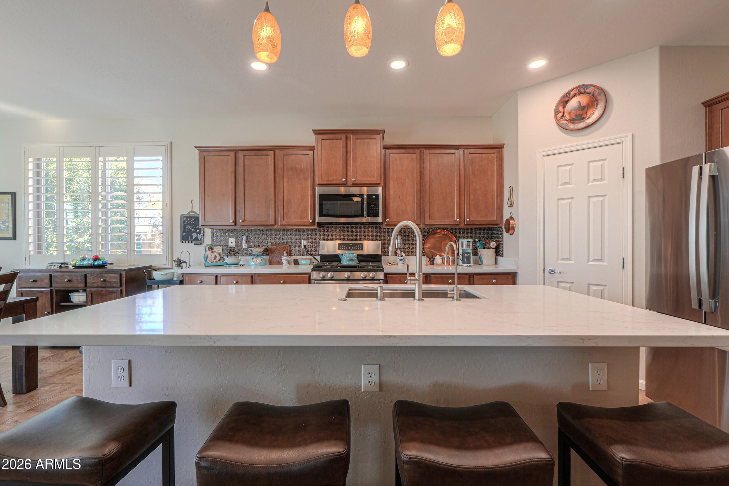 ROBSON RANCH - Residential