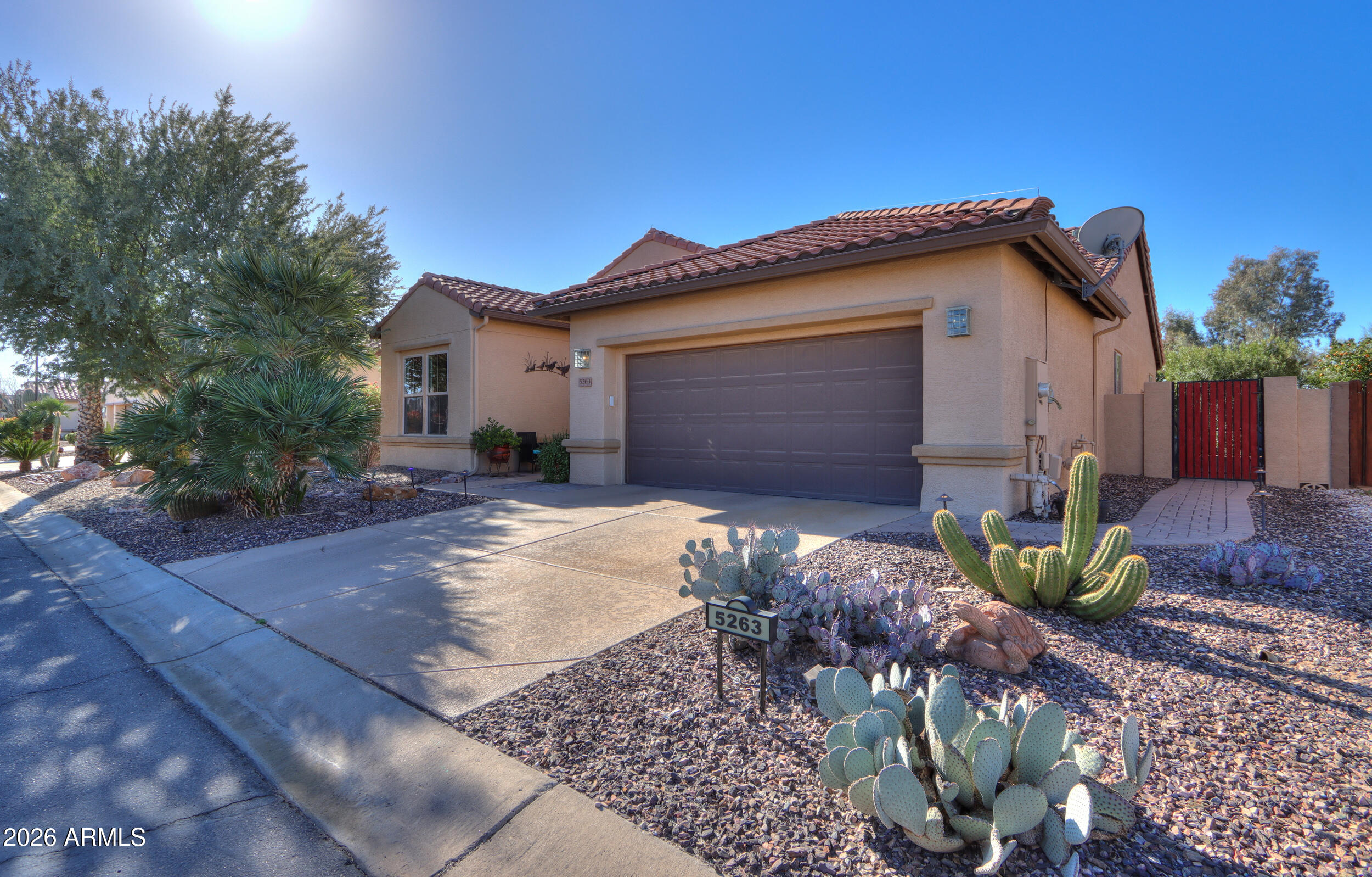 ROBSON RANCH - Residential