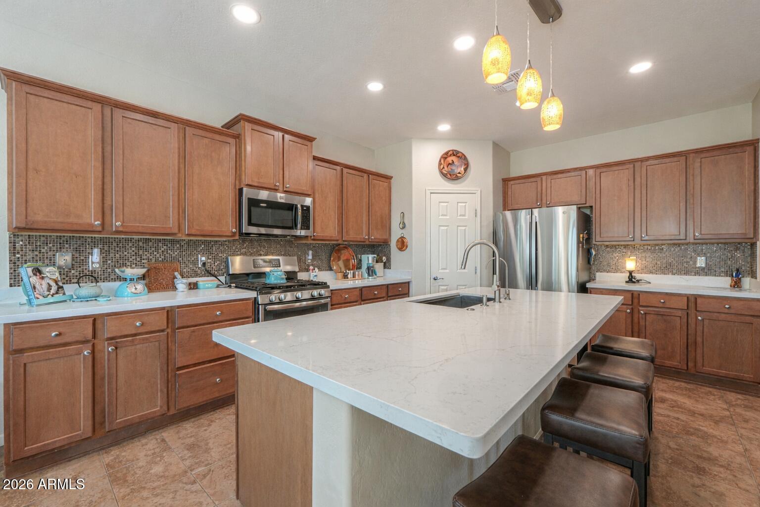 ROBSON RANCH - Residential