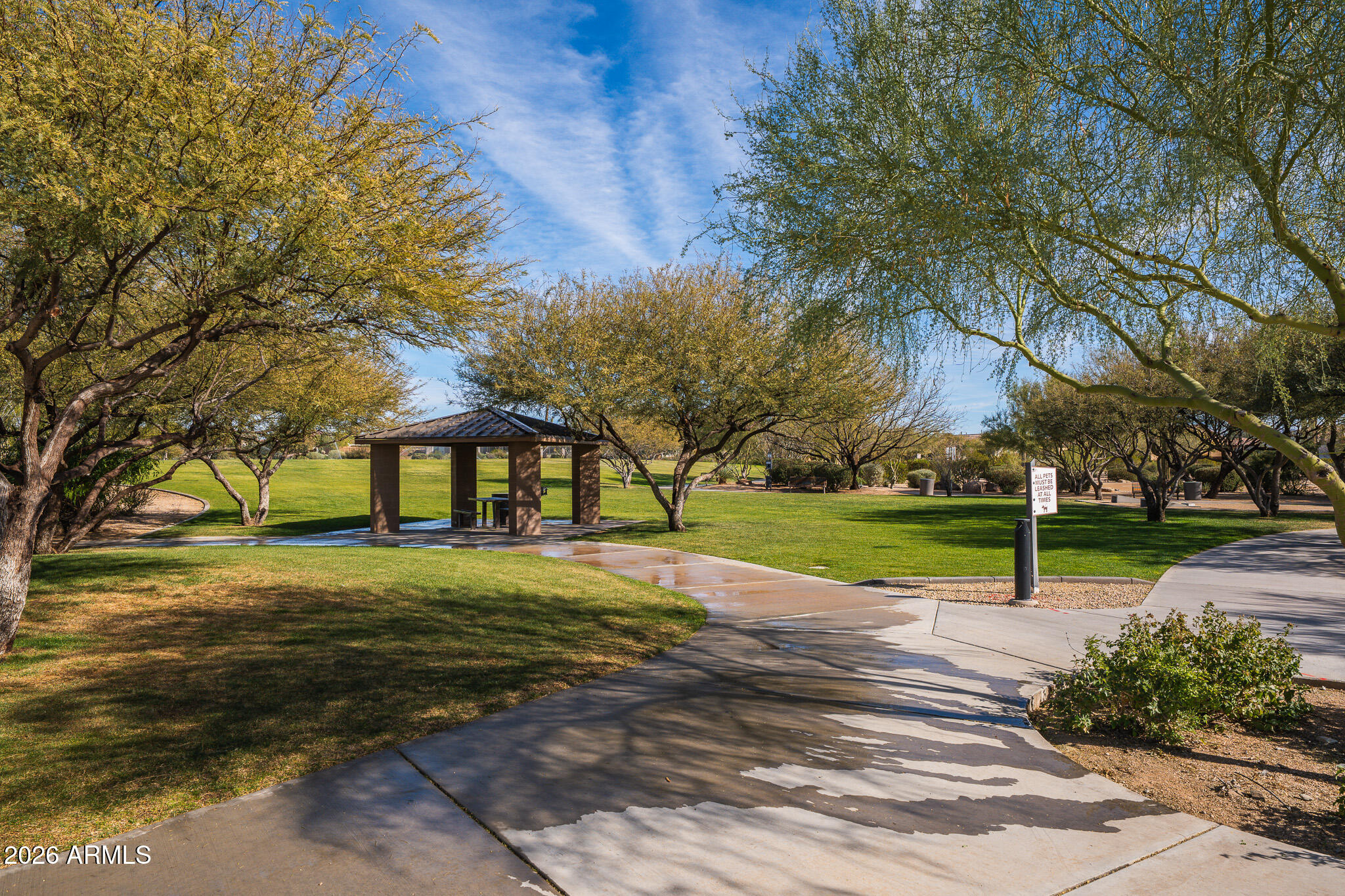 LONE MOUNTAIN - Residential