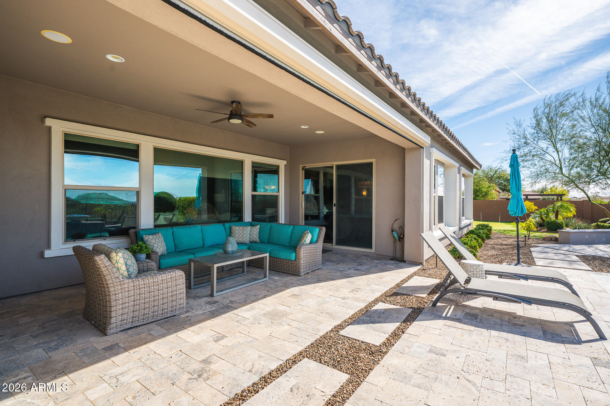 LONE MOUNTAIN - Residential