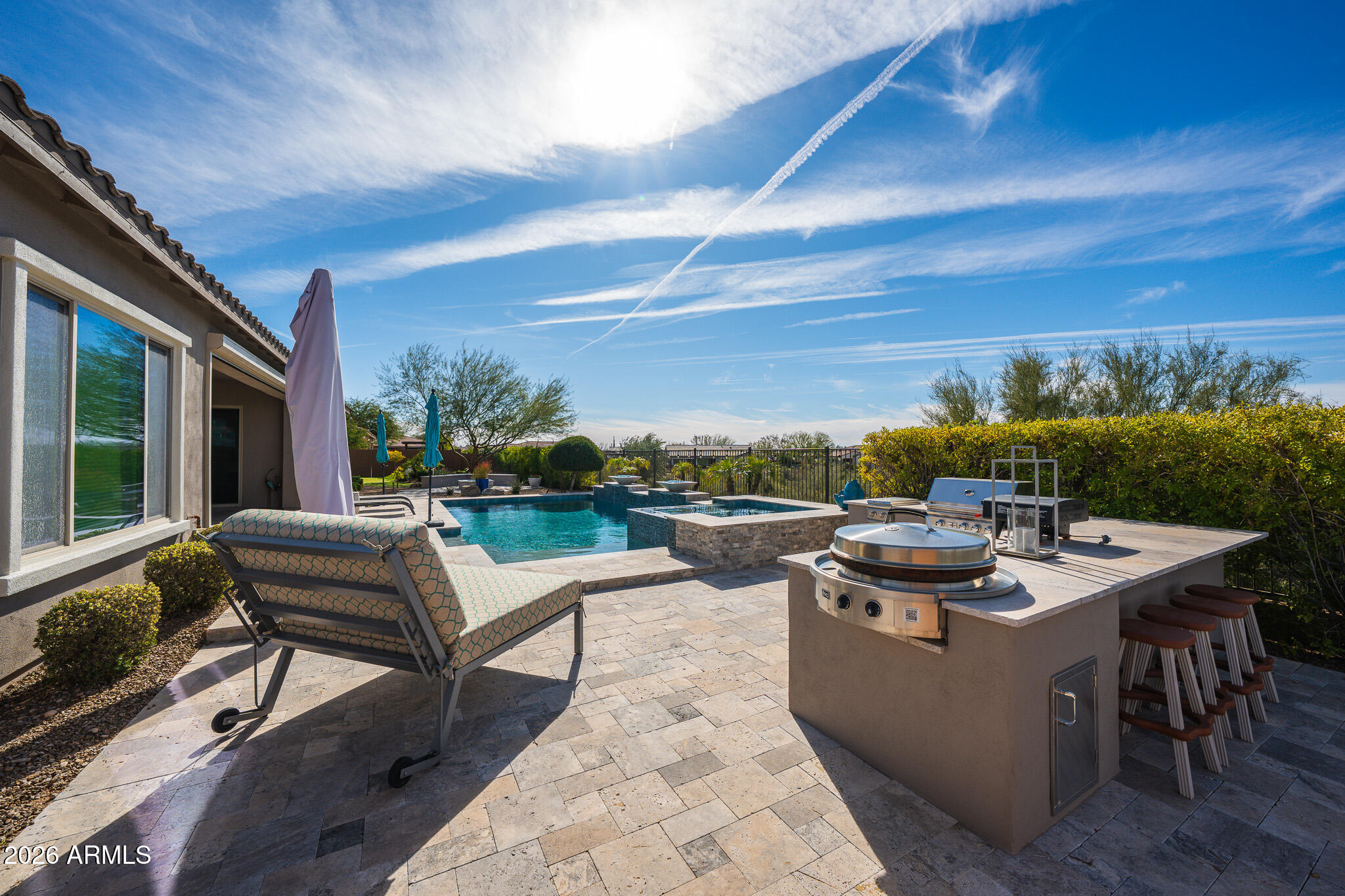 LONE MOUNTAIN - Residential
