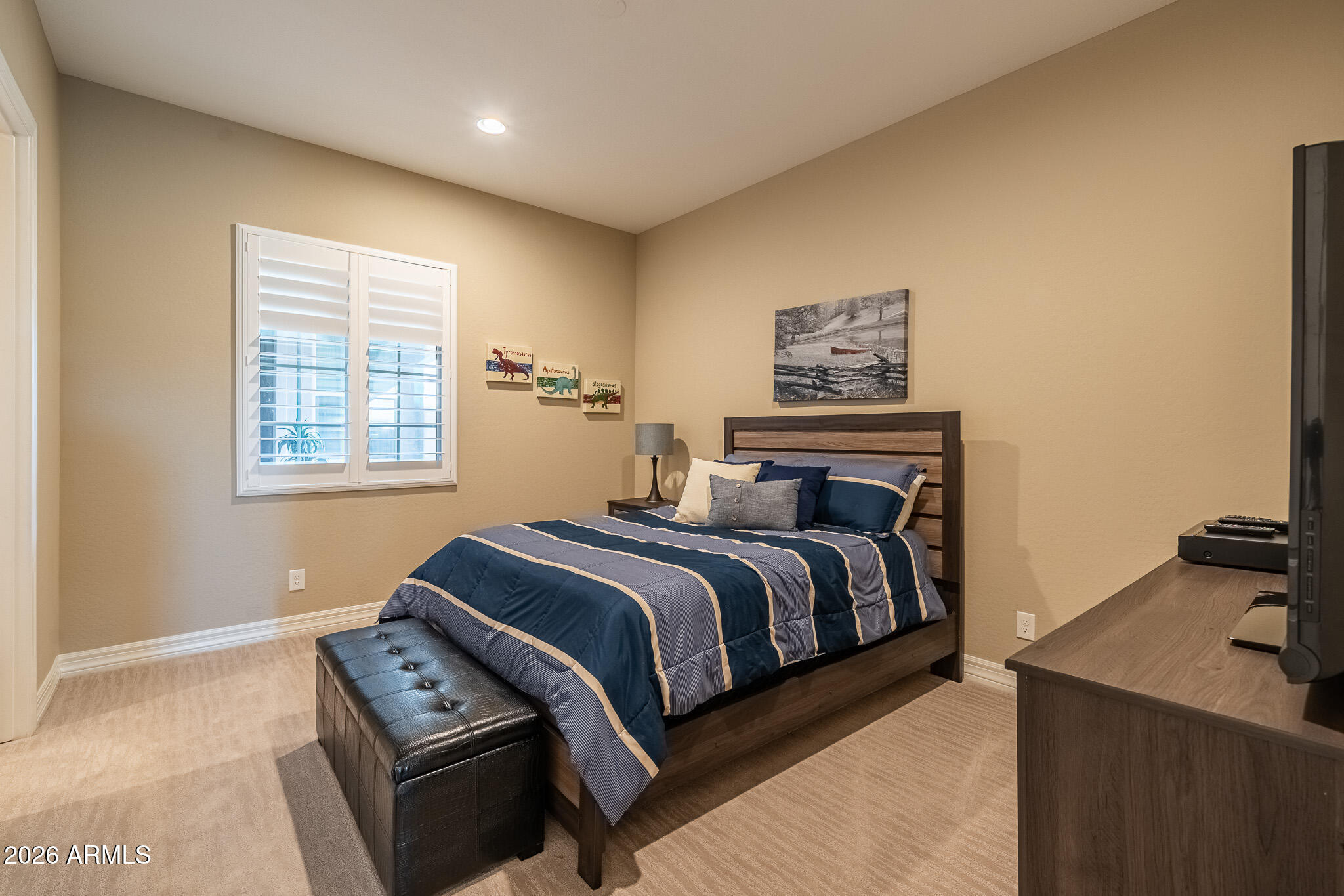 LONE MOUNTAIN - Residential