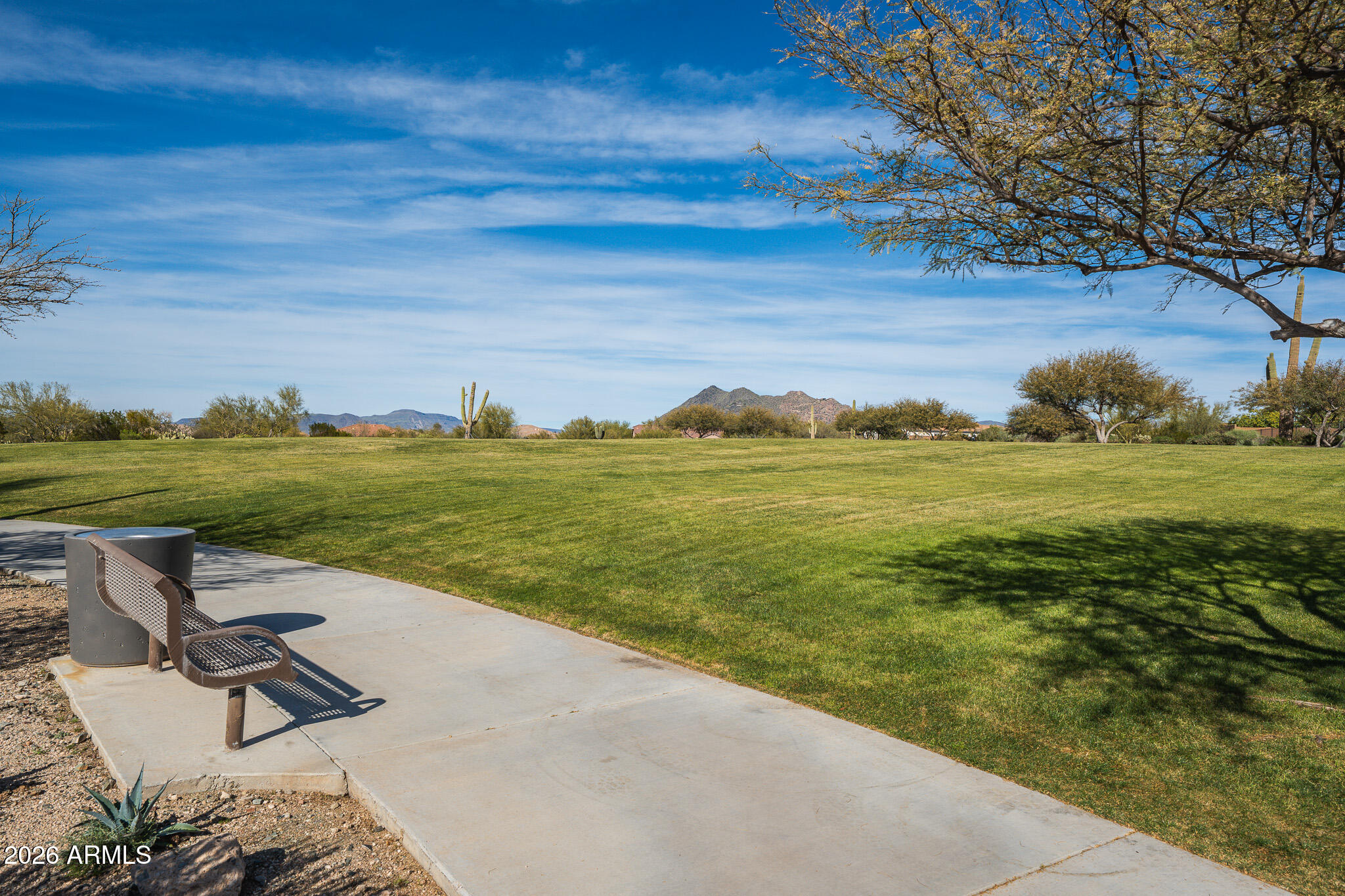LONE MOUNTAIN - Residential