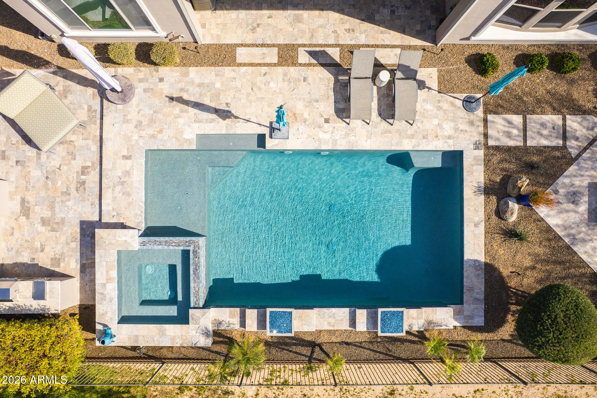 LONE MOUNTAIN - Residential