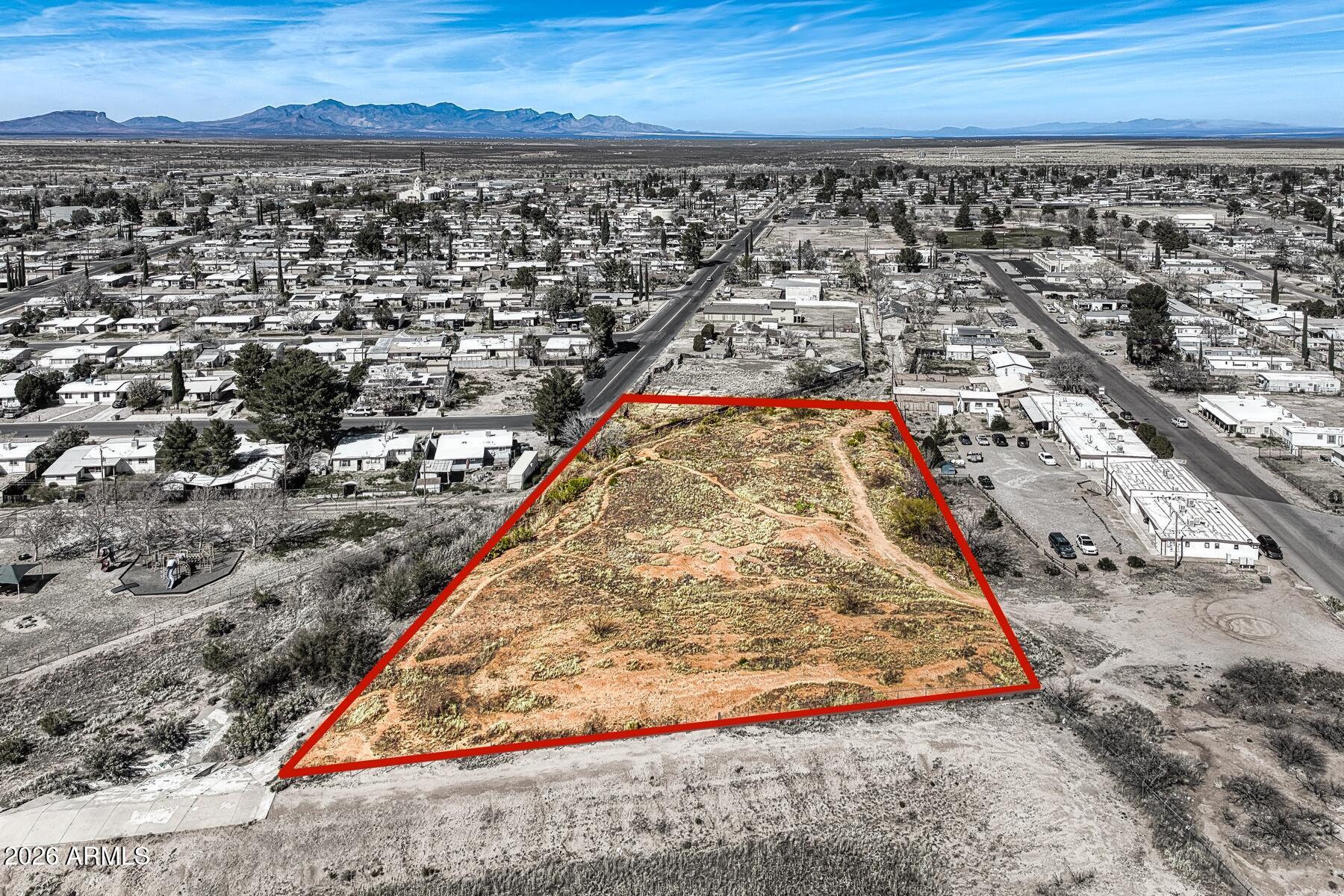 This is a Field Of Dreams. Over 1 Acre Commercial Land centrally located in Sierra Vistas West End.