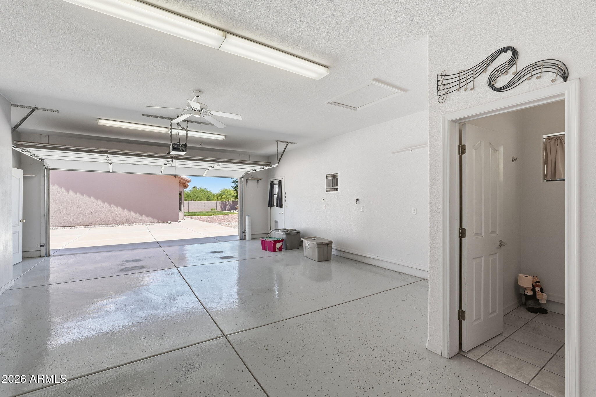 MOUNTAIN SHADOWS PHASE C - Residential