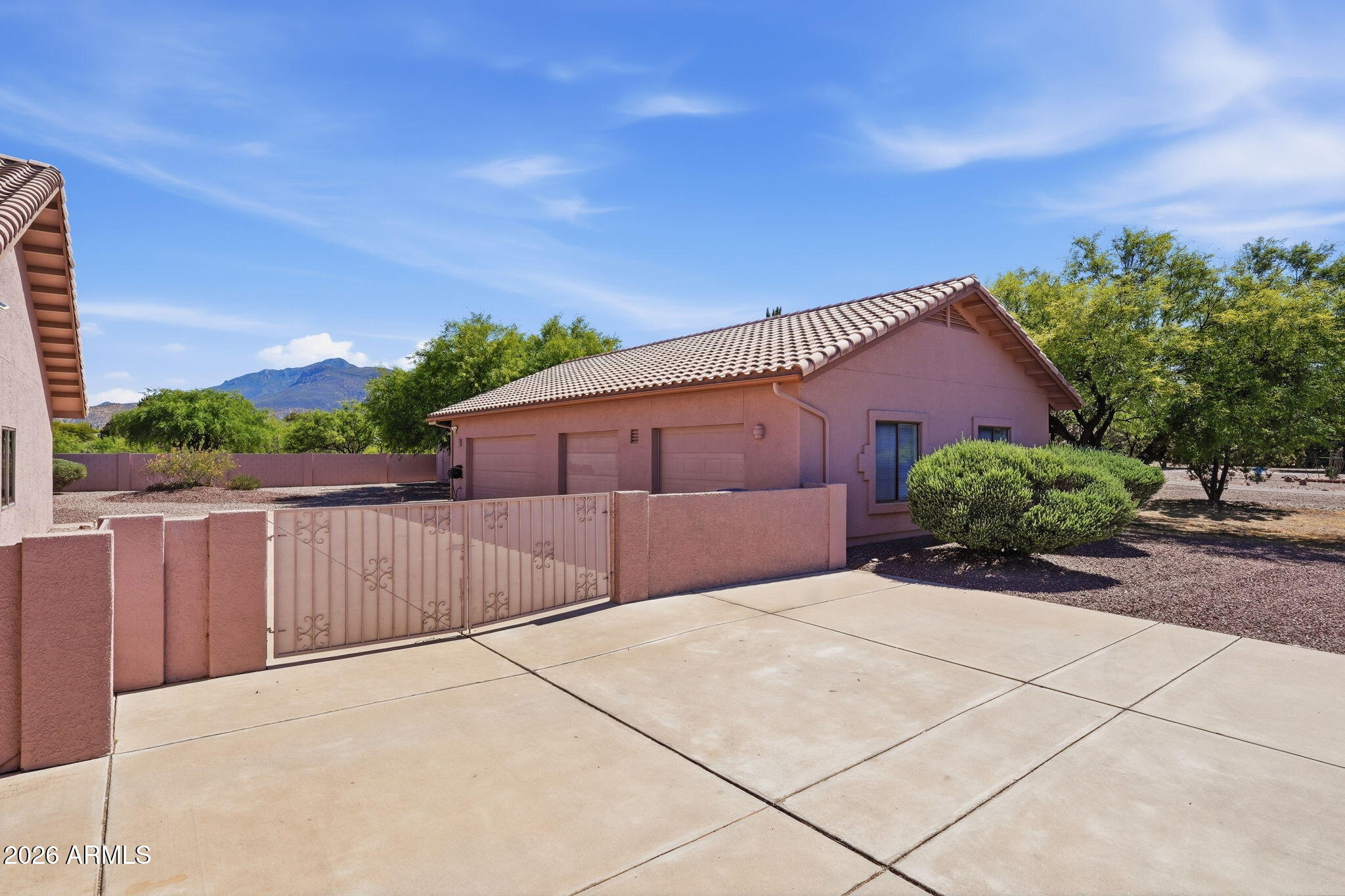 MOUNTAIN SHADOWS PHASE C - Residential