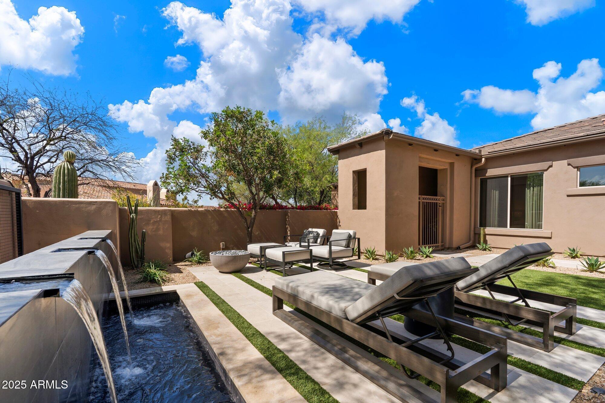 DC RANCH - Residential