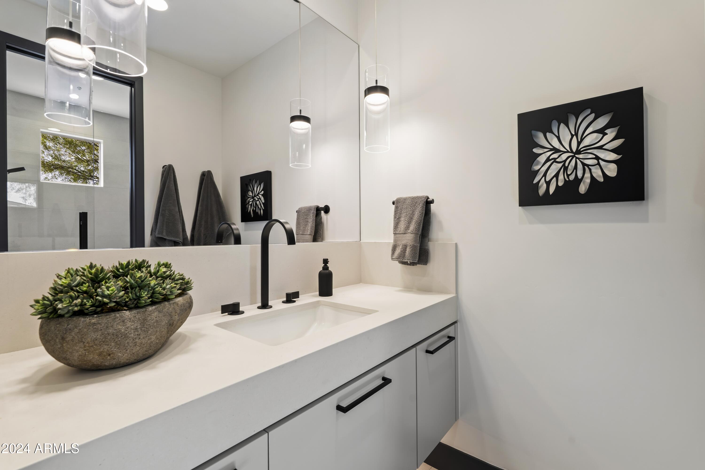 DC RANCH - Residential