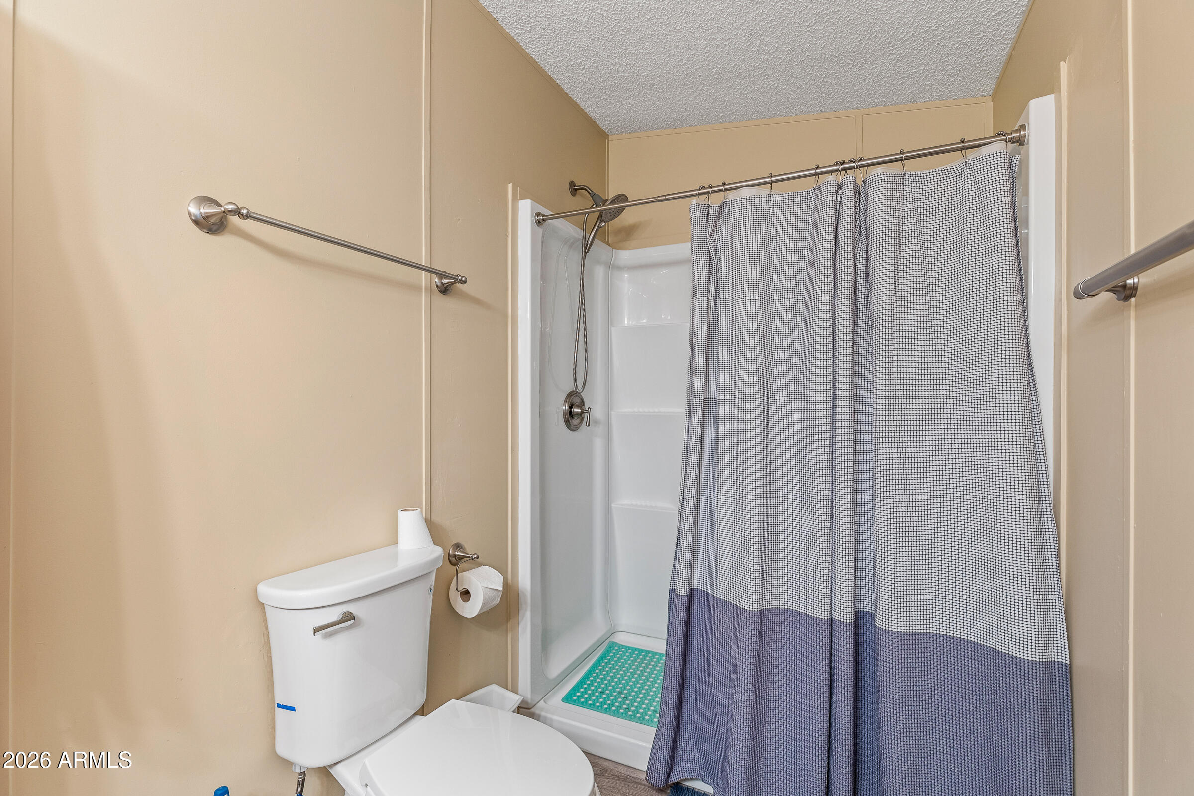 PINEWOOD Unit 7, Lot 100 - Residential