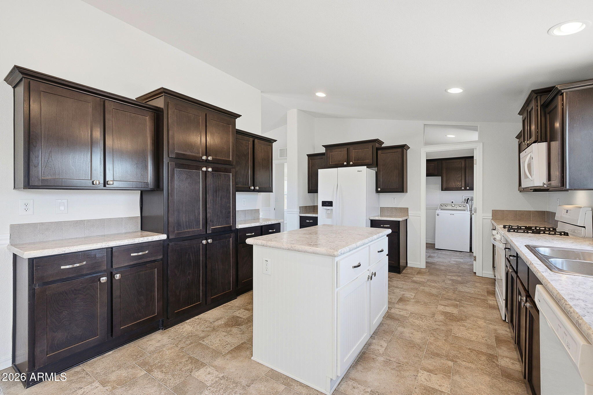 CHINO LAKES UNIT 3 - Residential