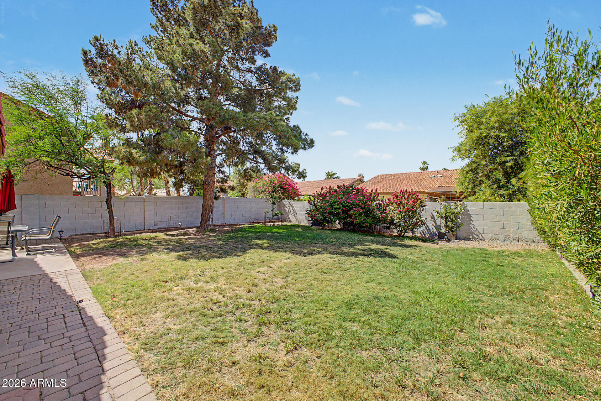 ISLANDS PATIO HOMES B AMD LOT 95-192 TR C-E - Residential