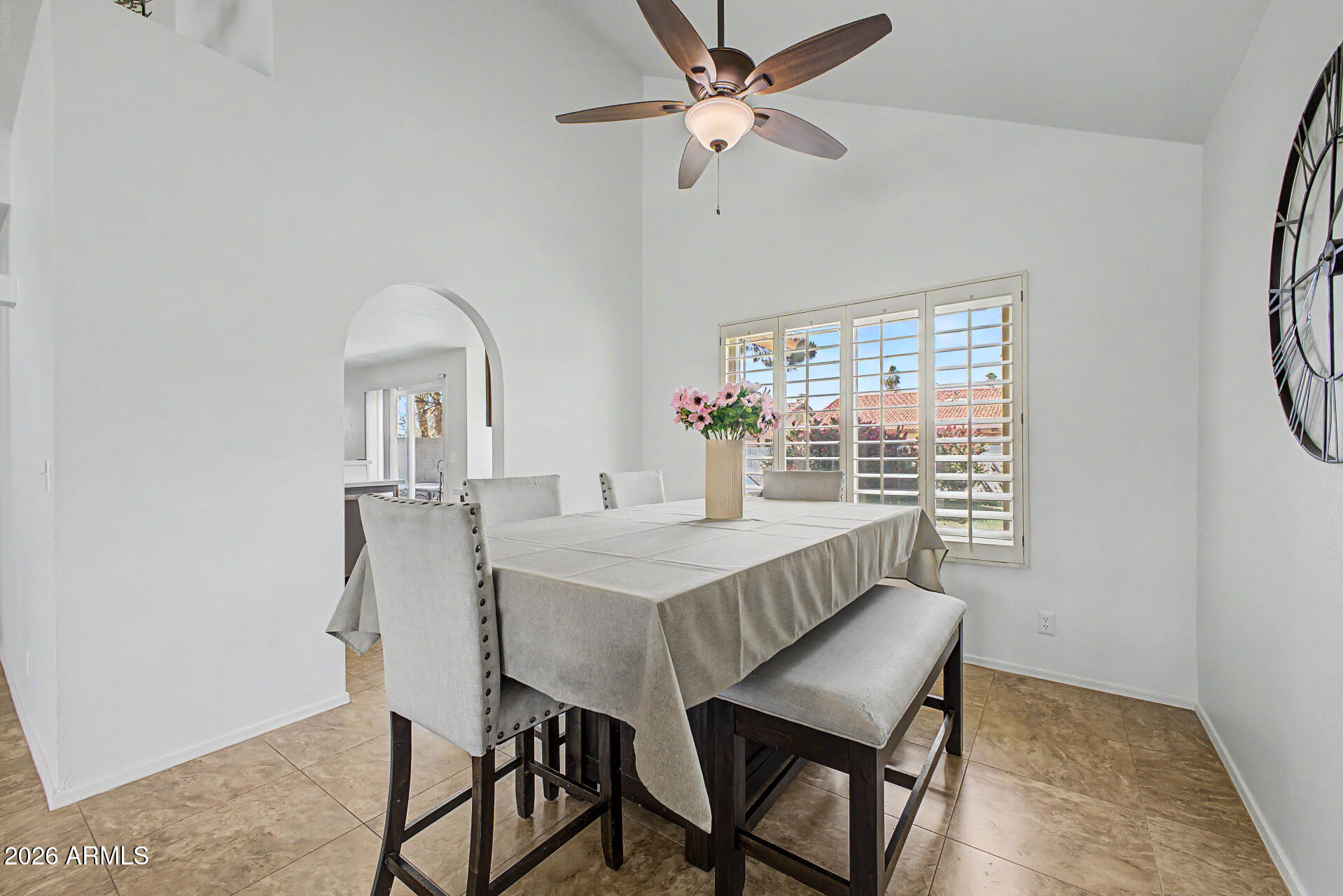ISLANDS PATIO HOMES B AMD LOT 95-192 TR C-E - Residential