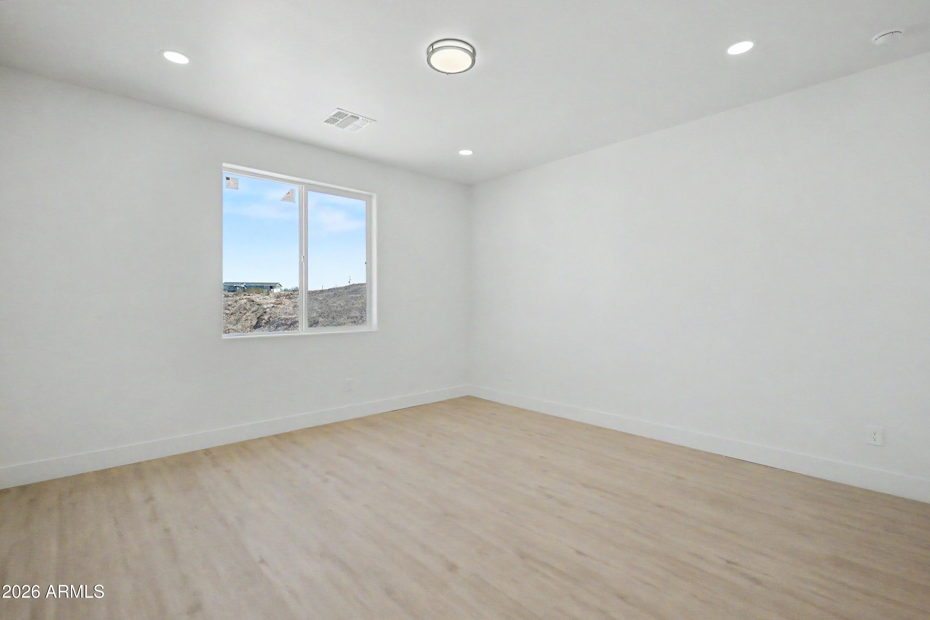 No subdivision - Residential