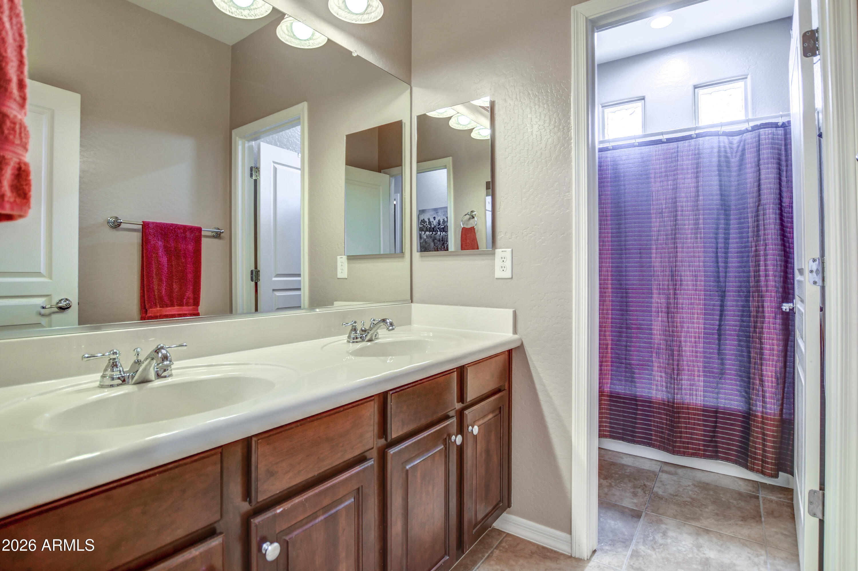 LAVEEN COMMONS - Residential