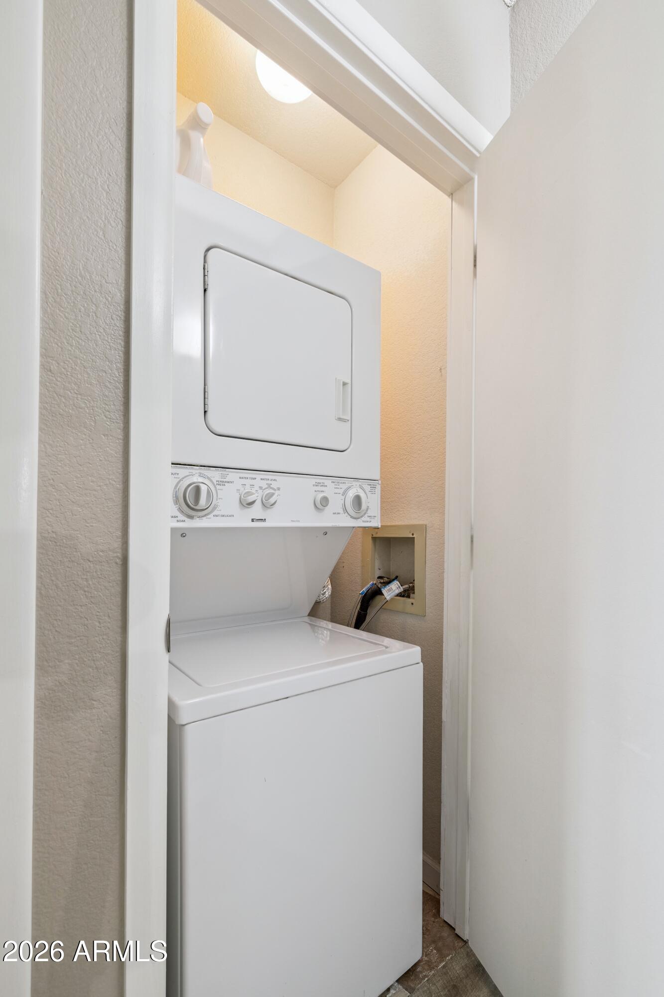 ALTA MESA CHATEAUX AMD - Residential