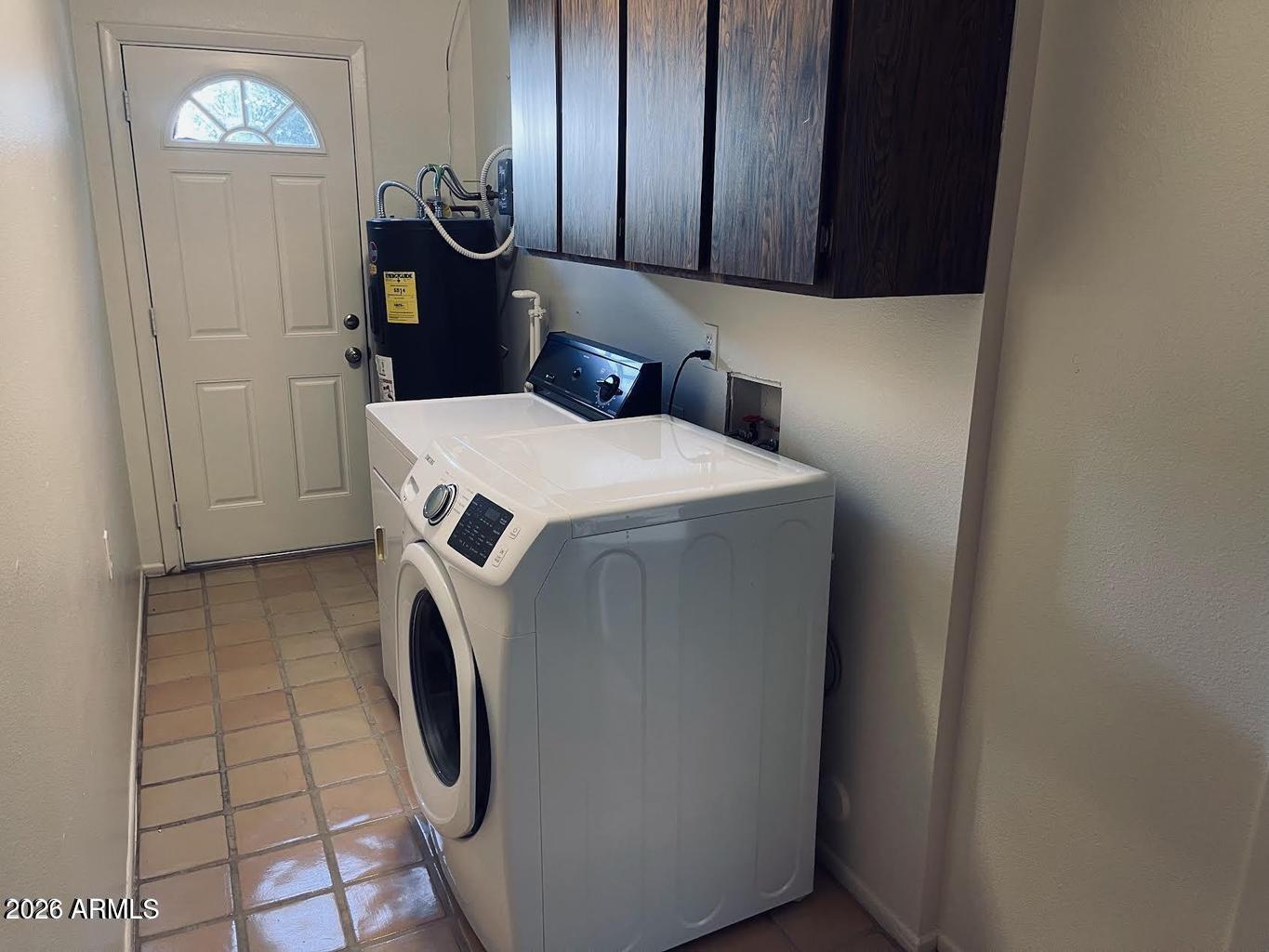 LIBERTY SQUARE - Residential Lease