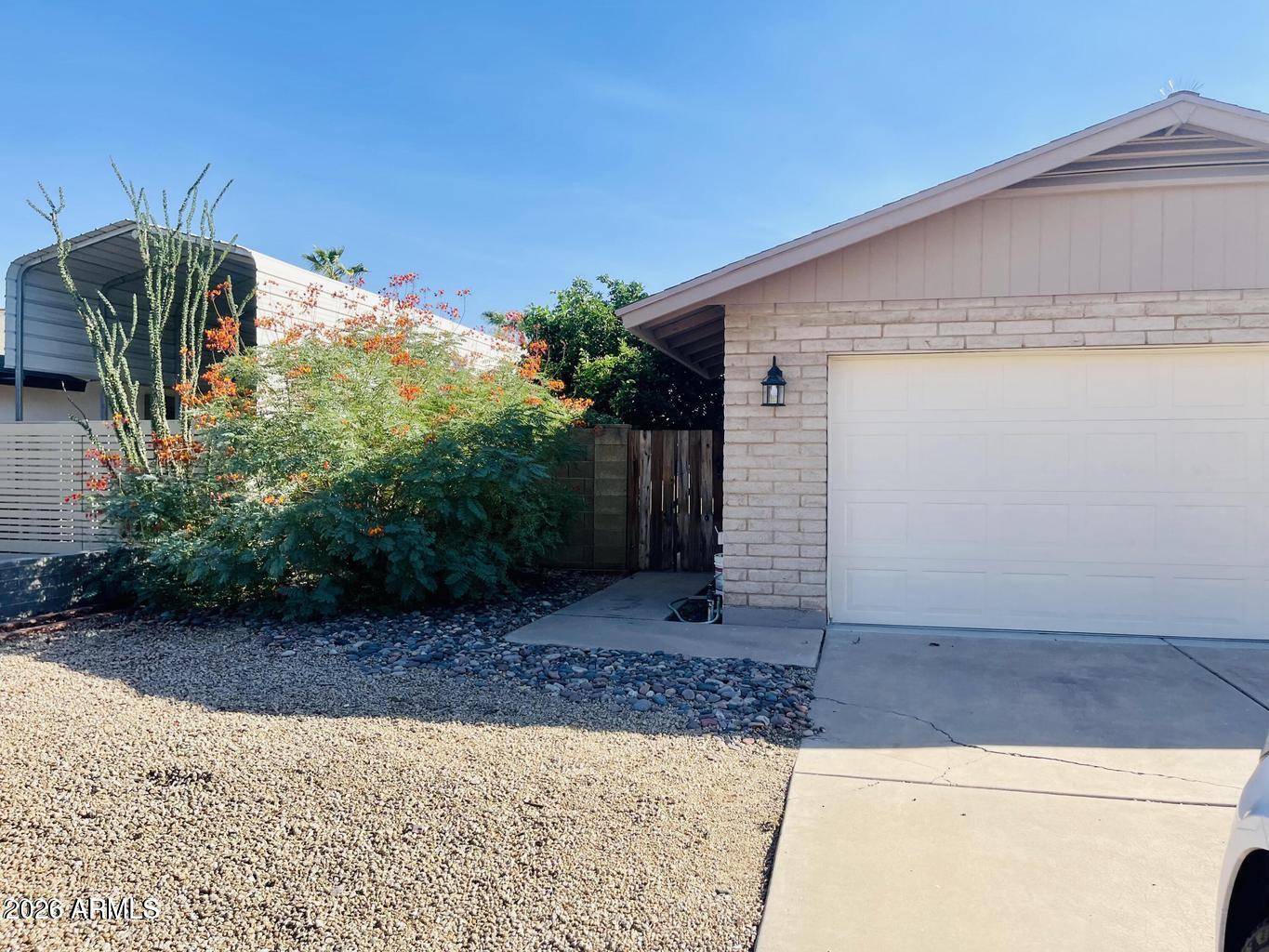 LIBERTY SQUARE - Residential Lease