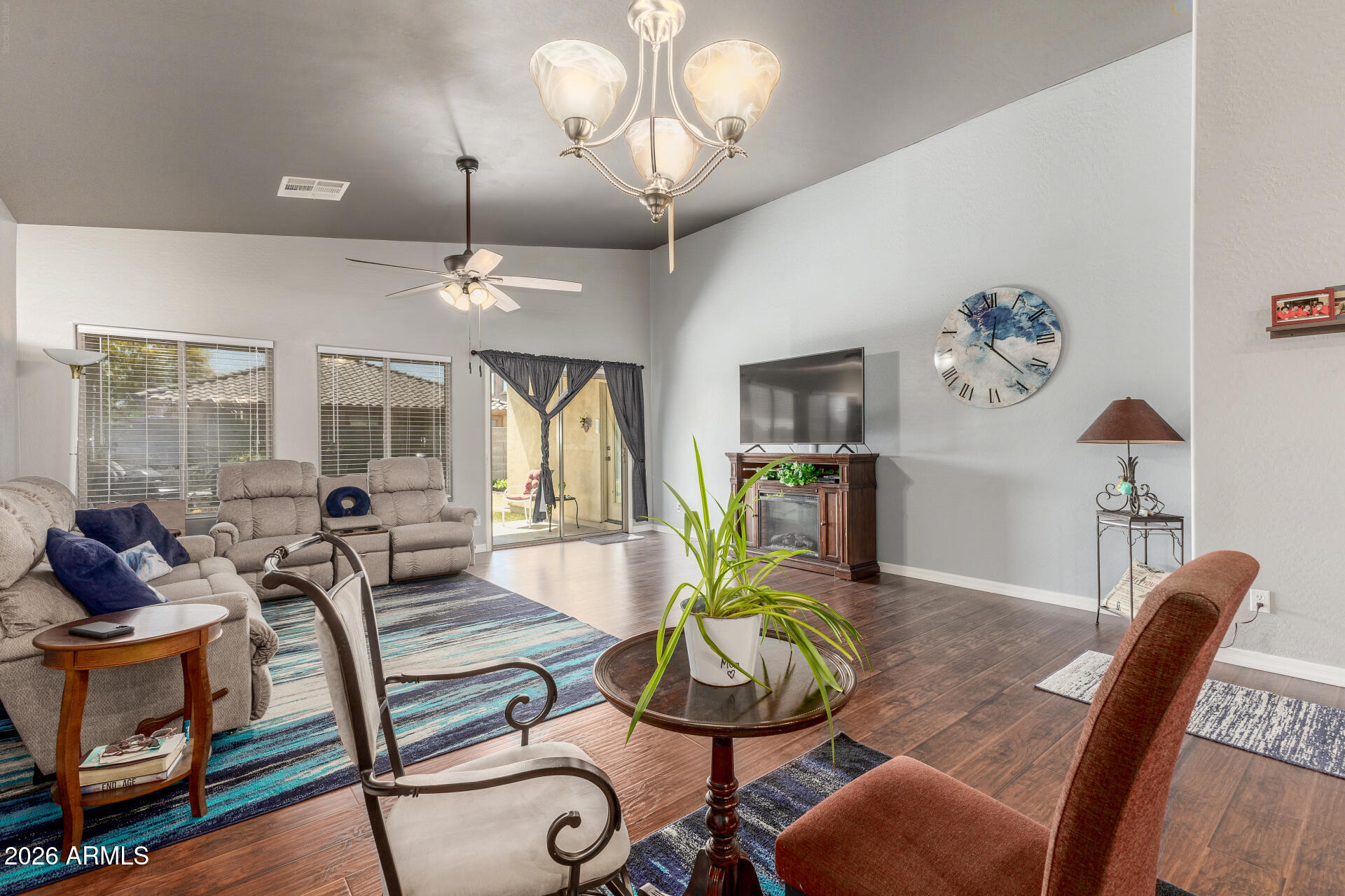 3 J'S COUNTRY ESTATES - Residential