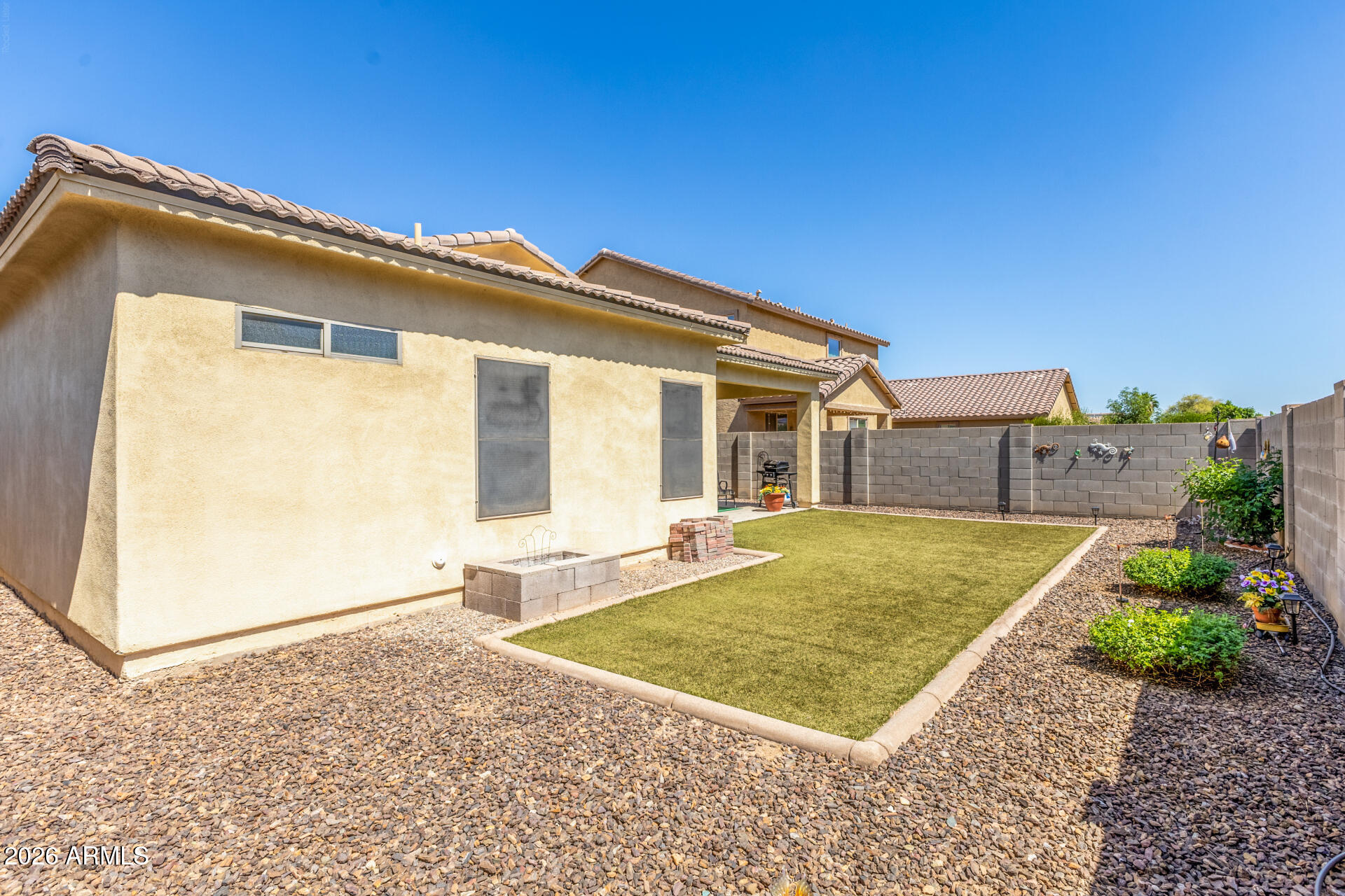 3 J'S COUNTRY ESTATES - Residential