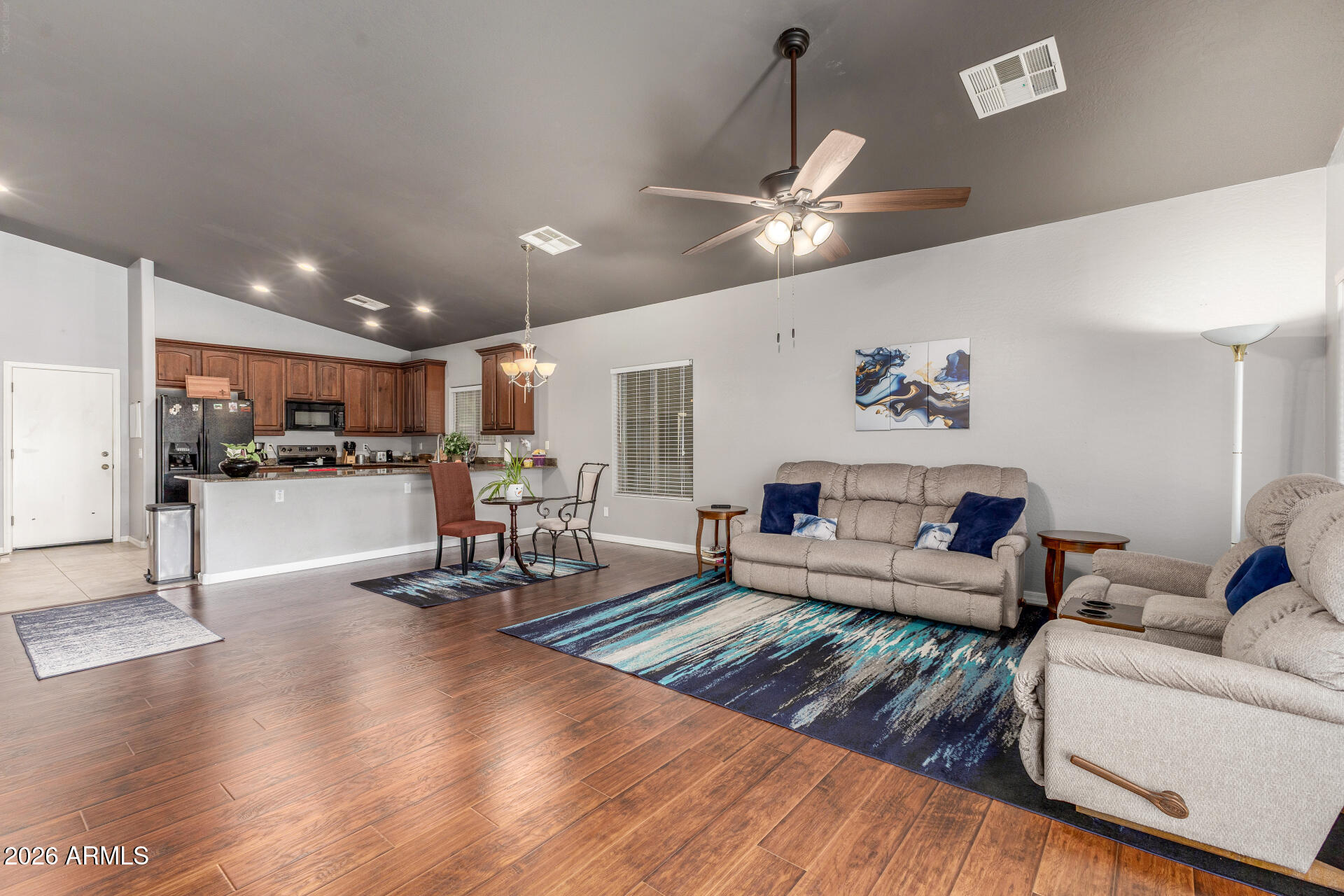 3 J'S COUNTRY ESTATES - Residential