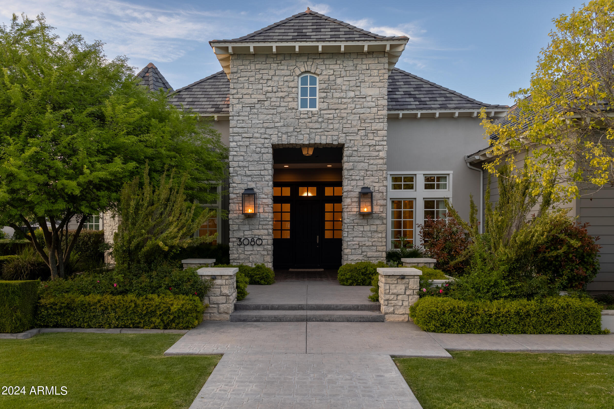 CIRCLE G AT HIGHLANDS WEST - Residential