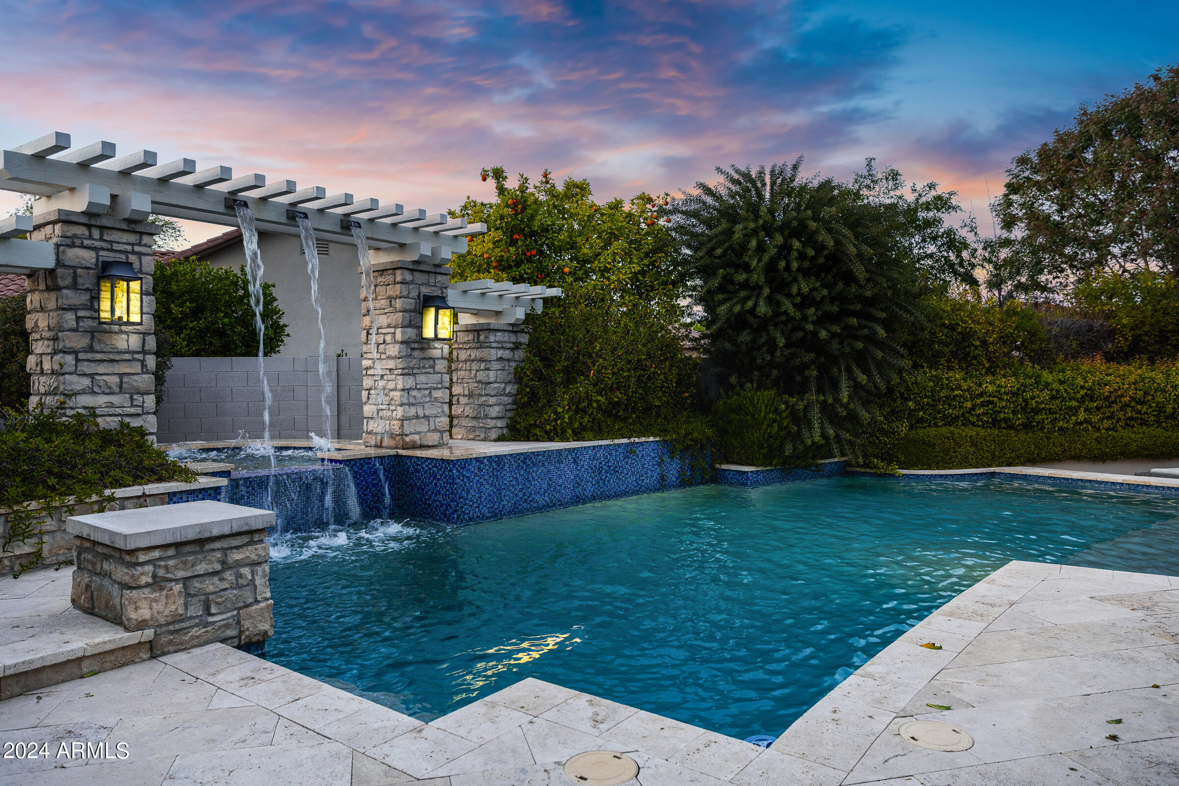 CIRCLE G AT HIGHLANDS WEST - Residential