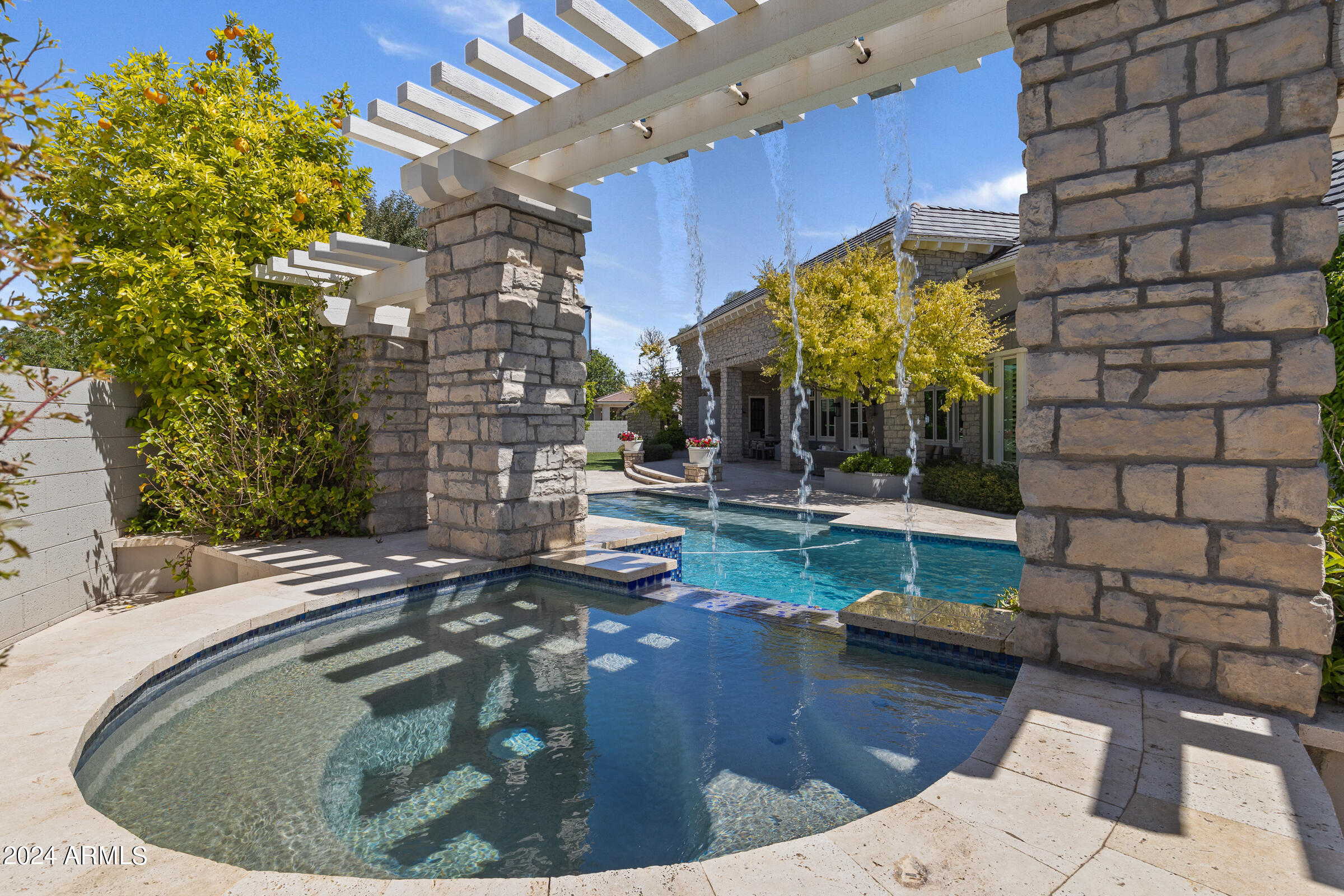 CIRCLE G AT HIGHLANDS WEST - Residential