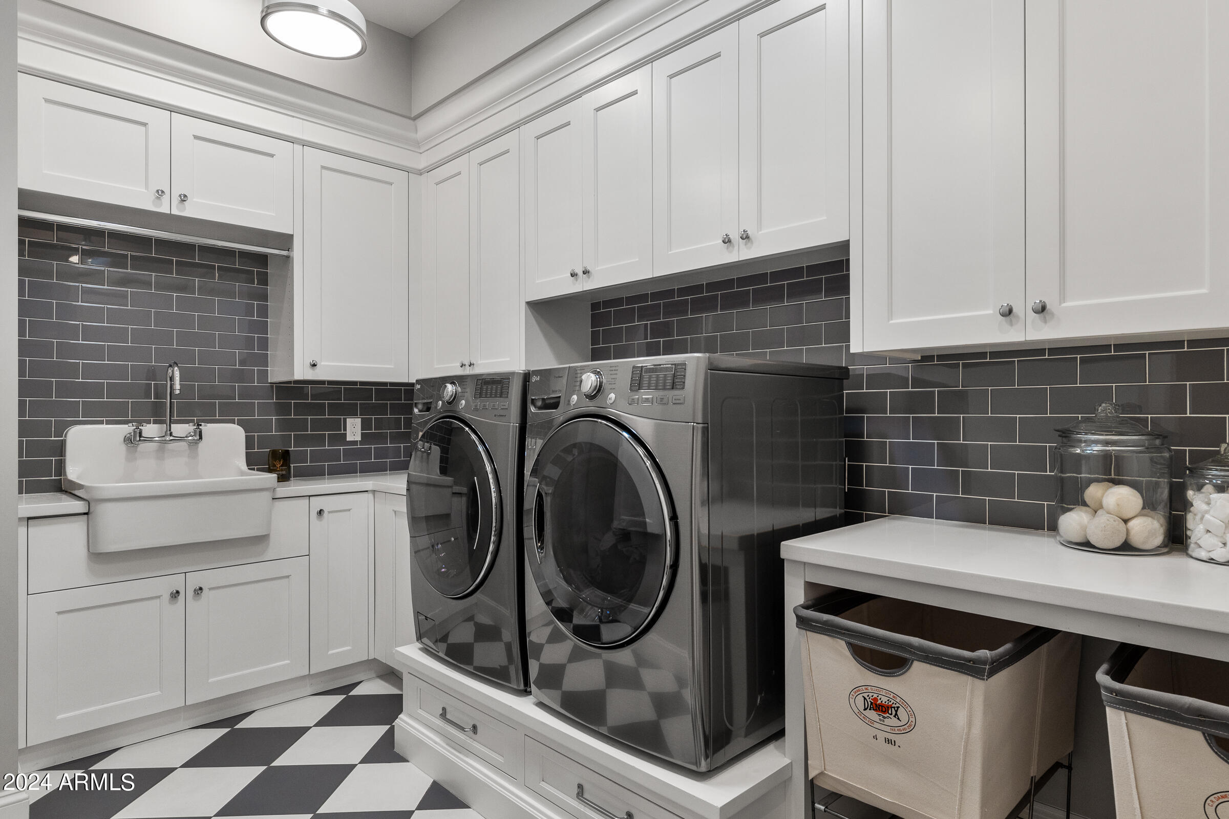 CIRCLE G AT HIGHLANDS WEST - Residential