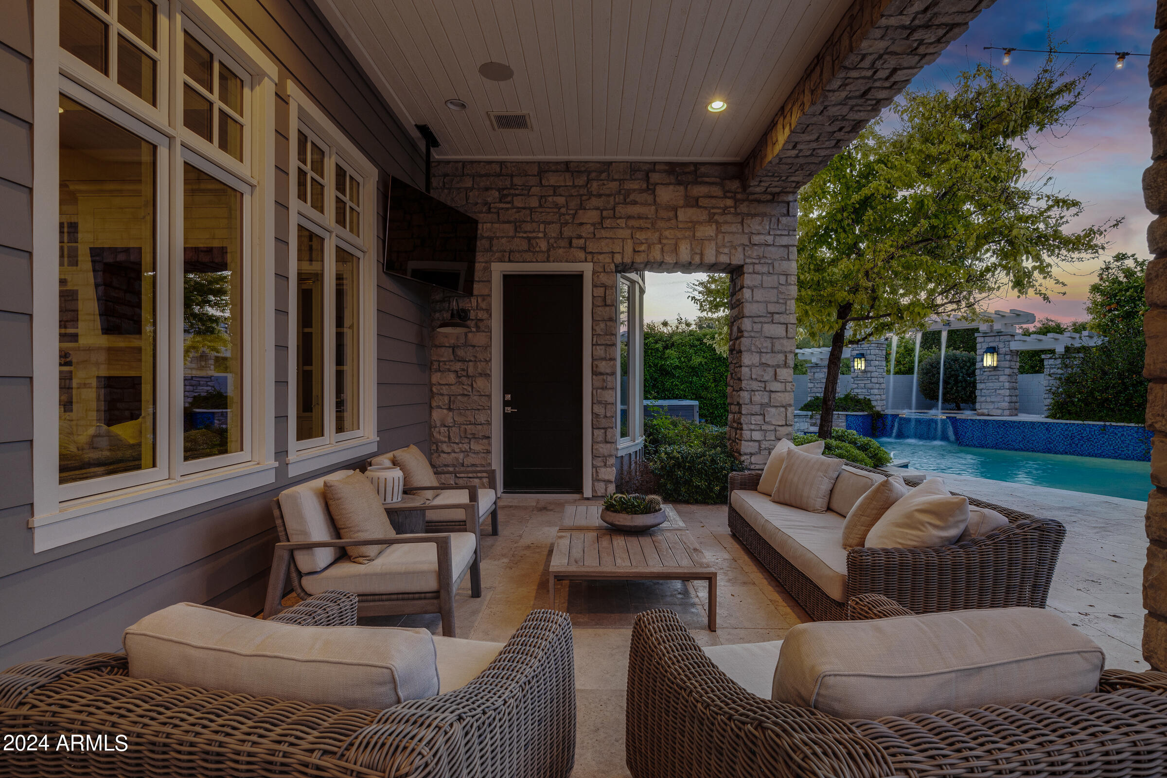 CIRCLE G AT HIGHLANDS WEST - Residential