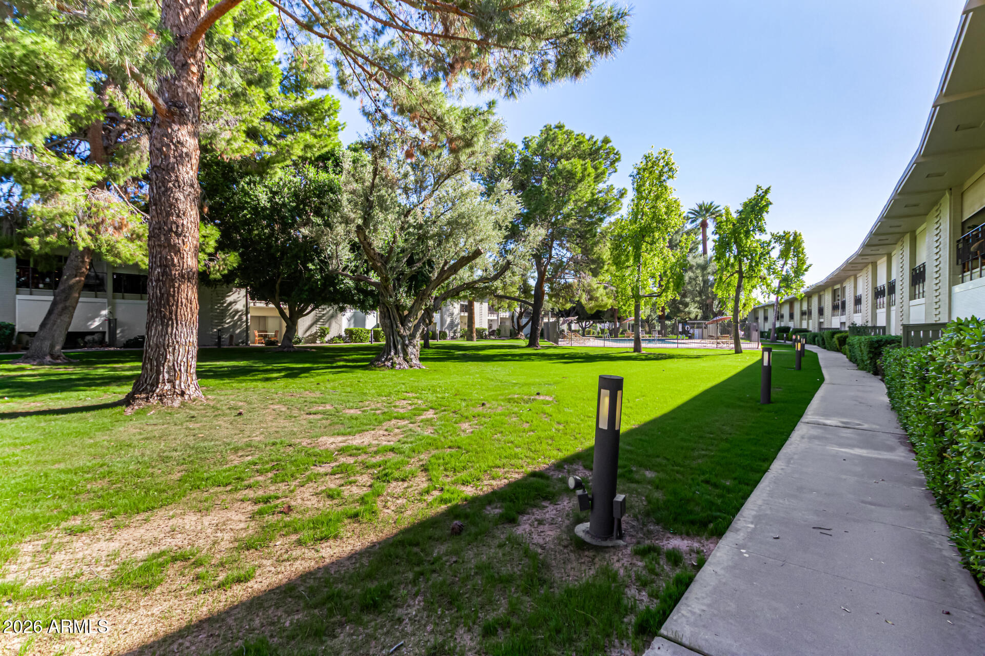 SCOTTSDALE CONDOMINIUMS AMD - Residential