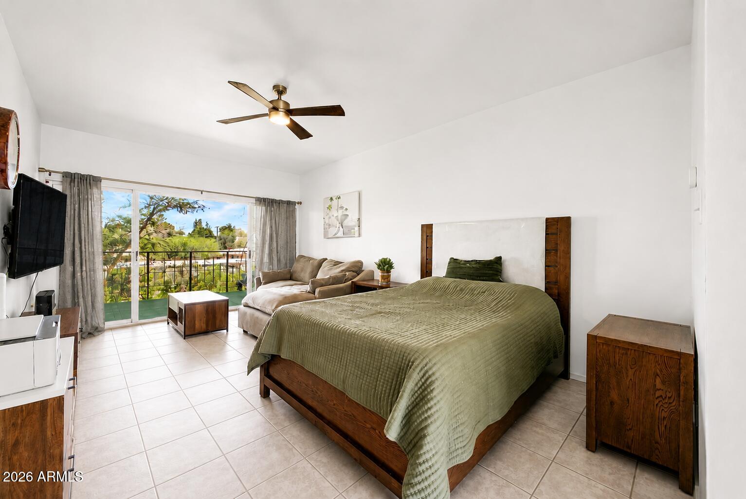 SCOTTSDALE CONDOMINIUMS AMD - Residential